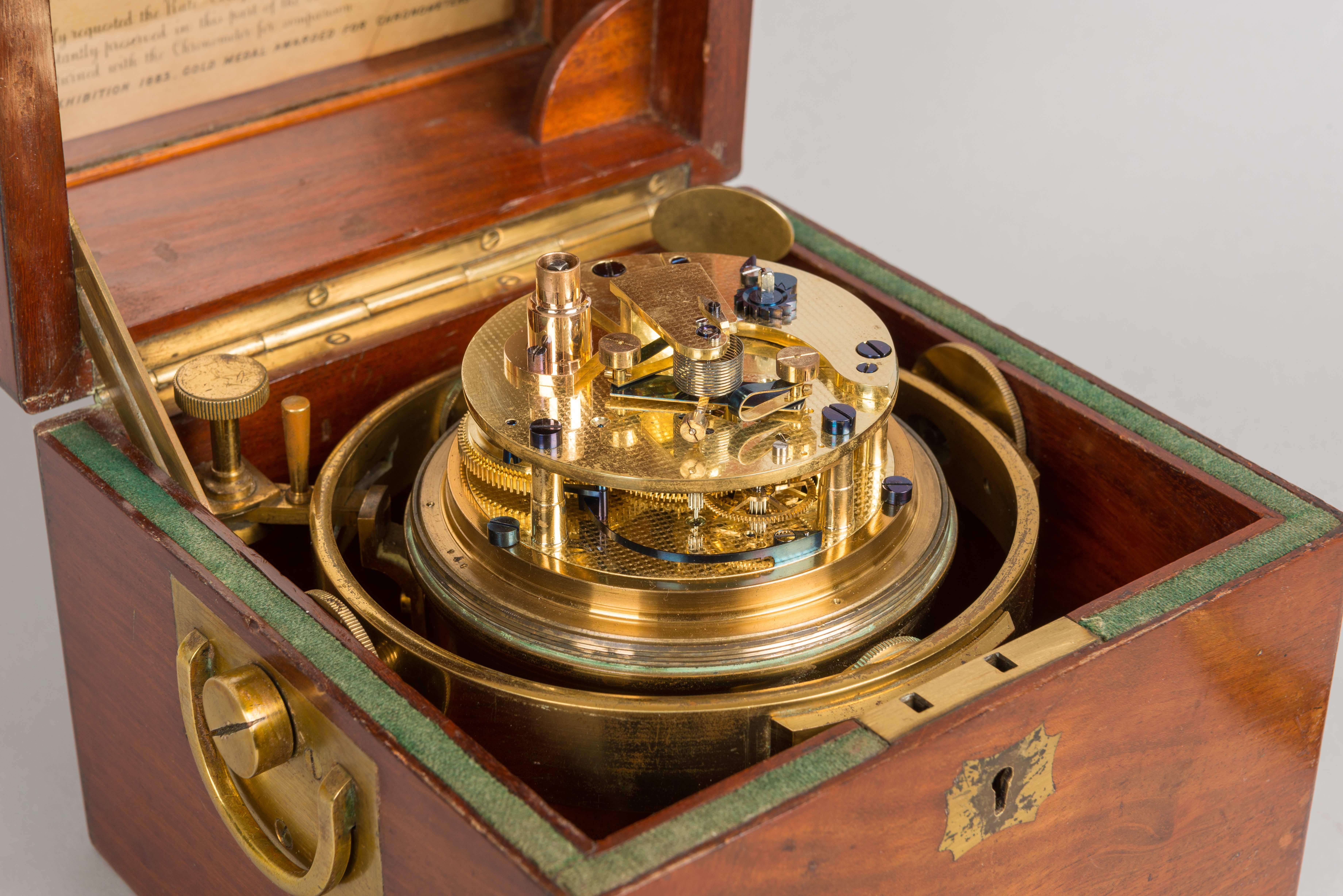 Rare Mahogany Cased Two Day Marine Chronometer by Dent of London No.51958 In Good Condition In Devon, GB