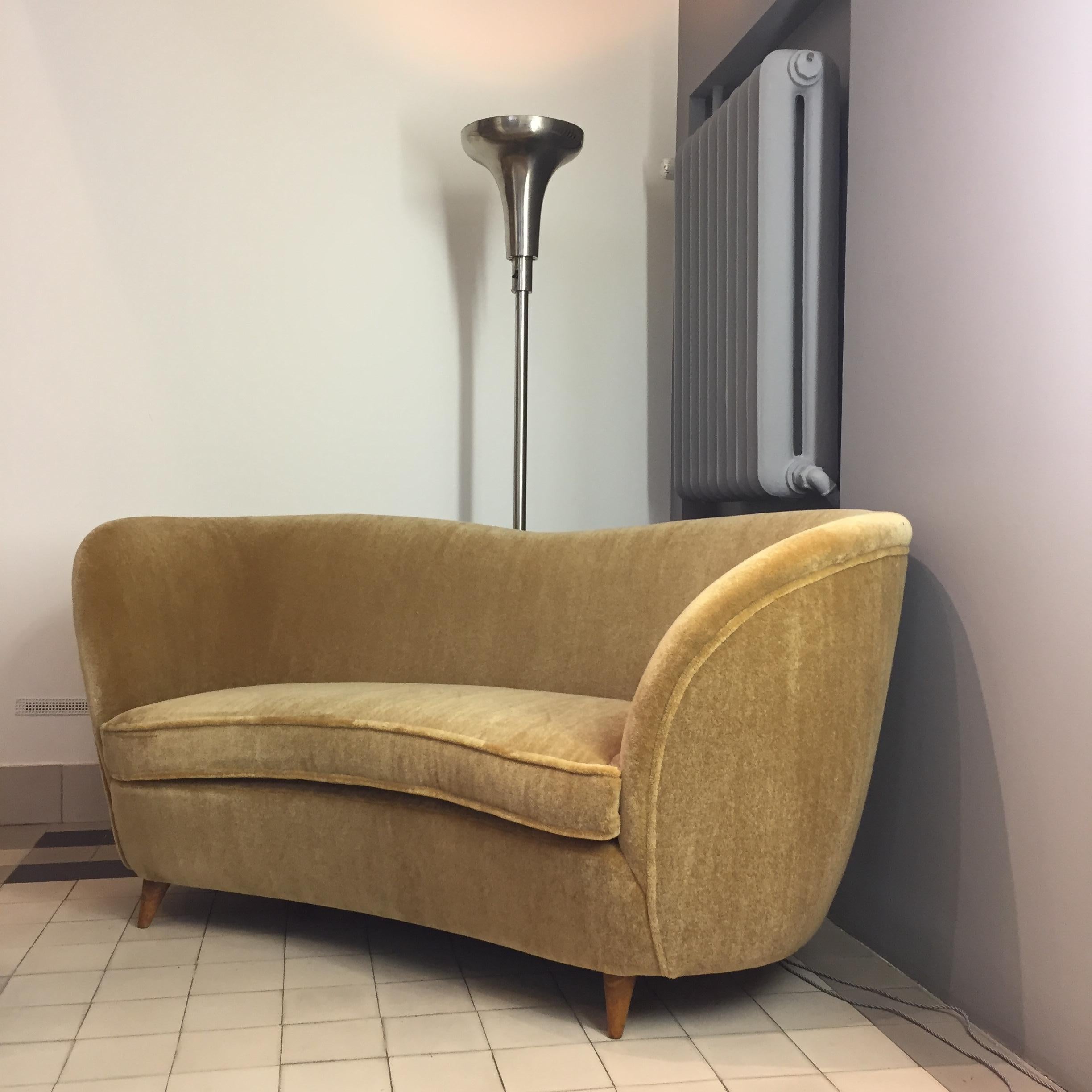 Rare Two-Seat Sofa by Gio Ponti, 1939 In Good Condition In Paris, FR