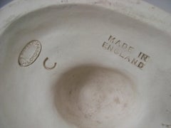 Raro jarrón Art Decó sin esmaltar de la Fulham Pottery Company, Inglaterra.