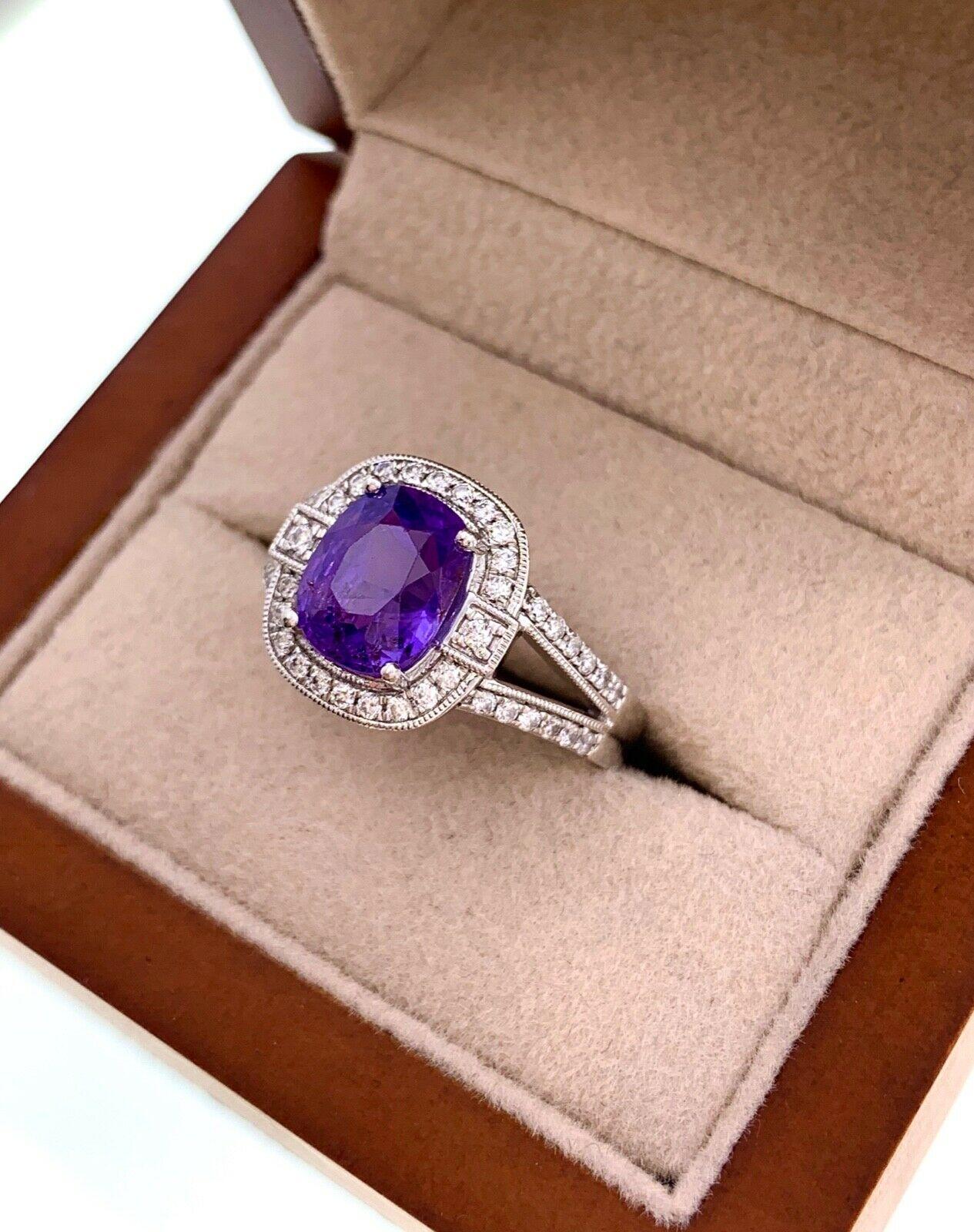 Rare bague Orianne Plat de 2,86 carats avec saphir et diamants à couleur changeante non chauffée et certifiée GIA Excellent état - En vente à San Diego, CA