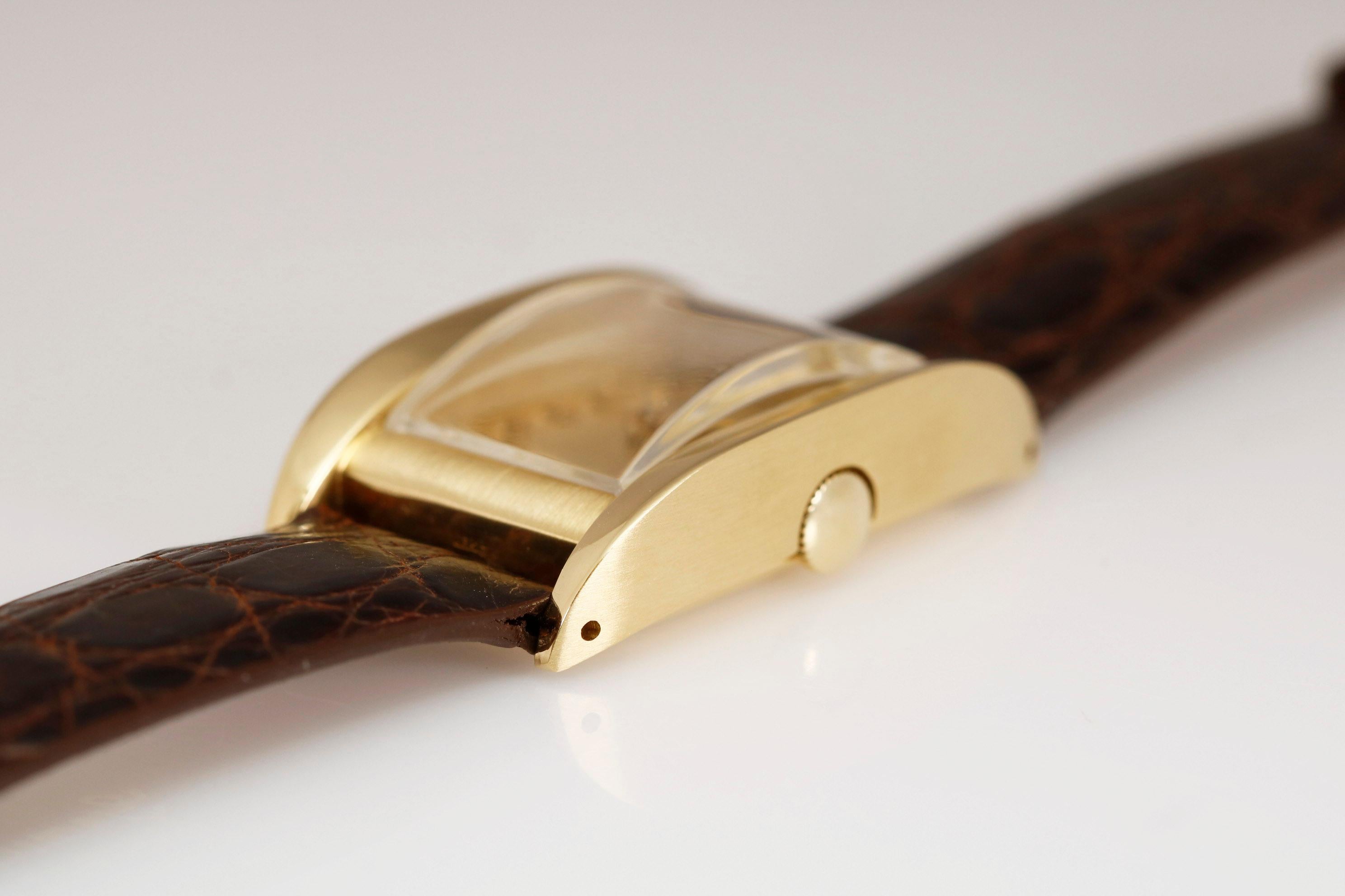 Seltene Universal Genève Referenz 18915 Gelbgold-Armbanduhr, um 1856 3