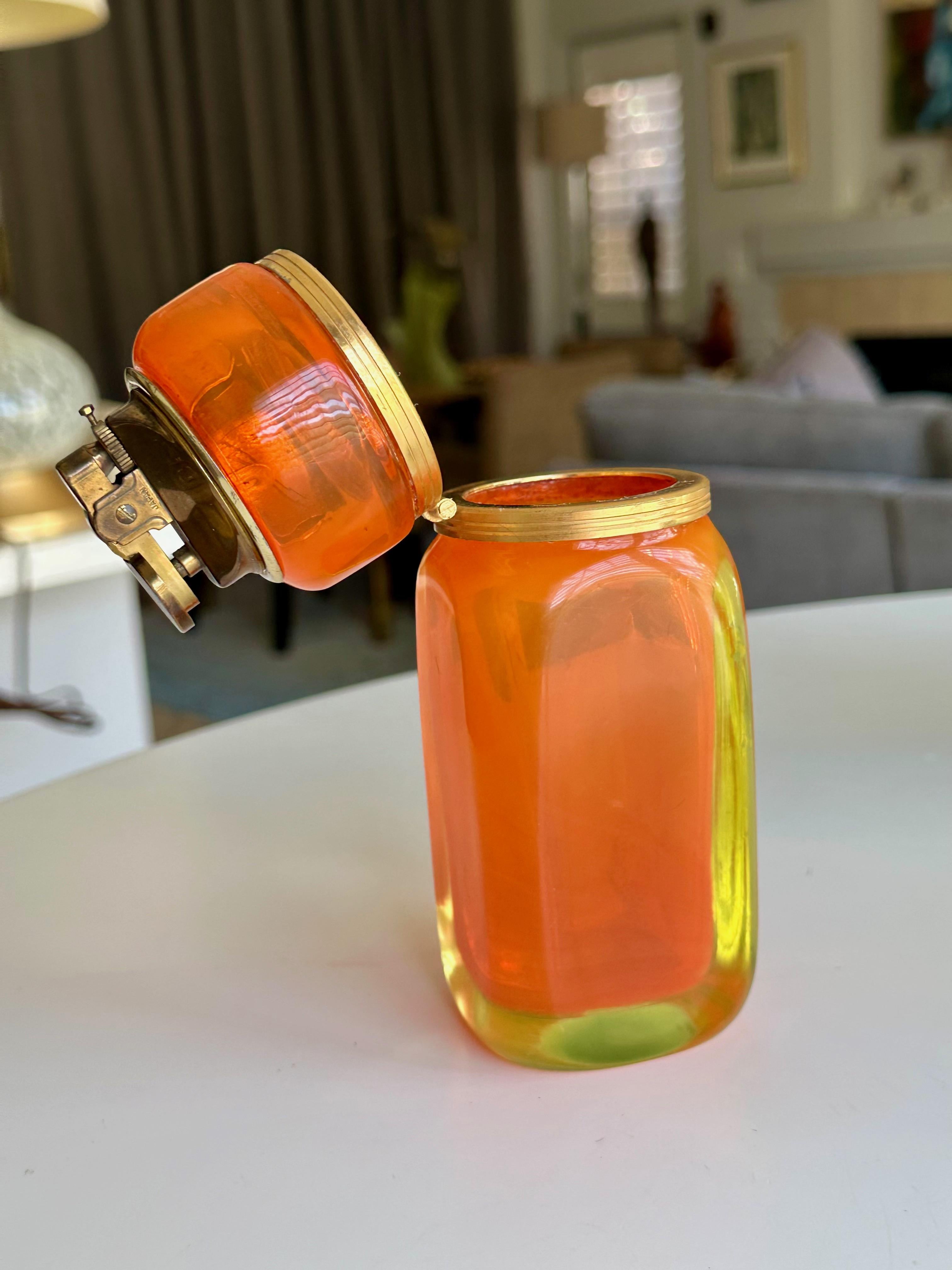 Raro Encendedor y Portacigarrillos de Murano Naranja Sommerso de Uranio en venta 5