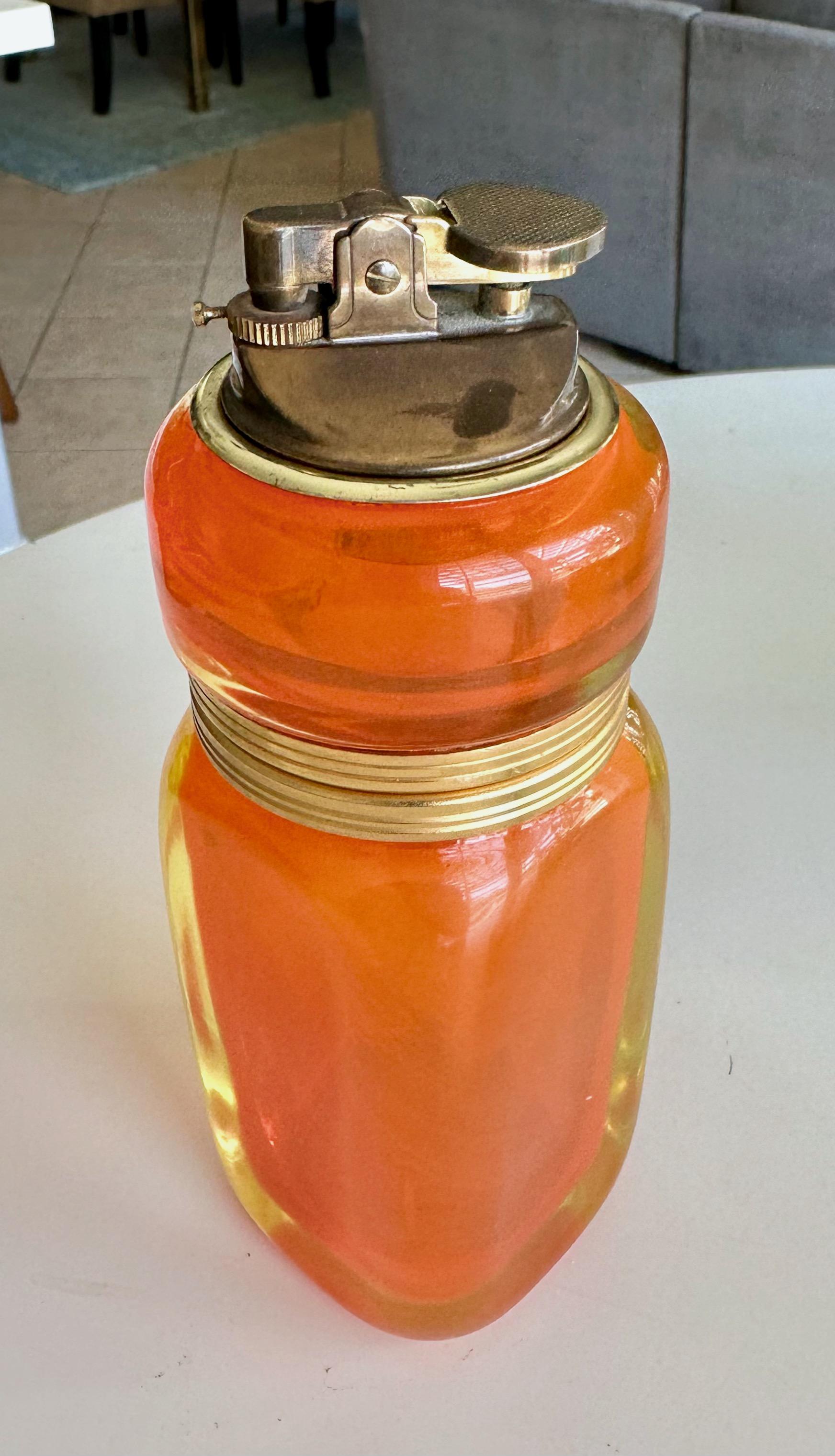 Raro Encendedor y Portacigarrillos de Murano Naranja Sommerso de Uranio en Bueno estado para la venta en Palm Springs, CA