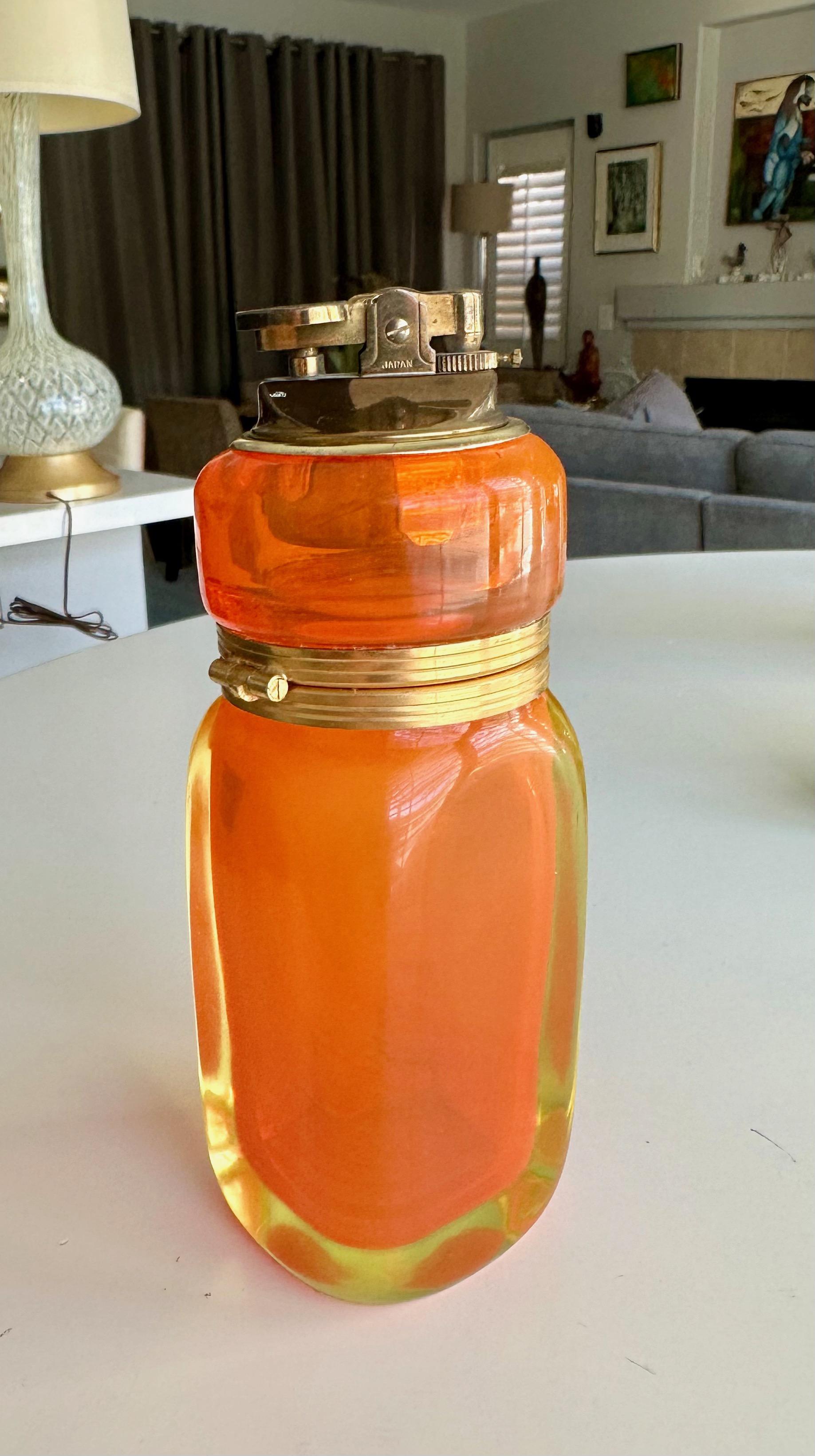Raro Encendedor y Portacigarrillos de Murano Naranja Sommerso de Uranio Vidrio soplado en venta