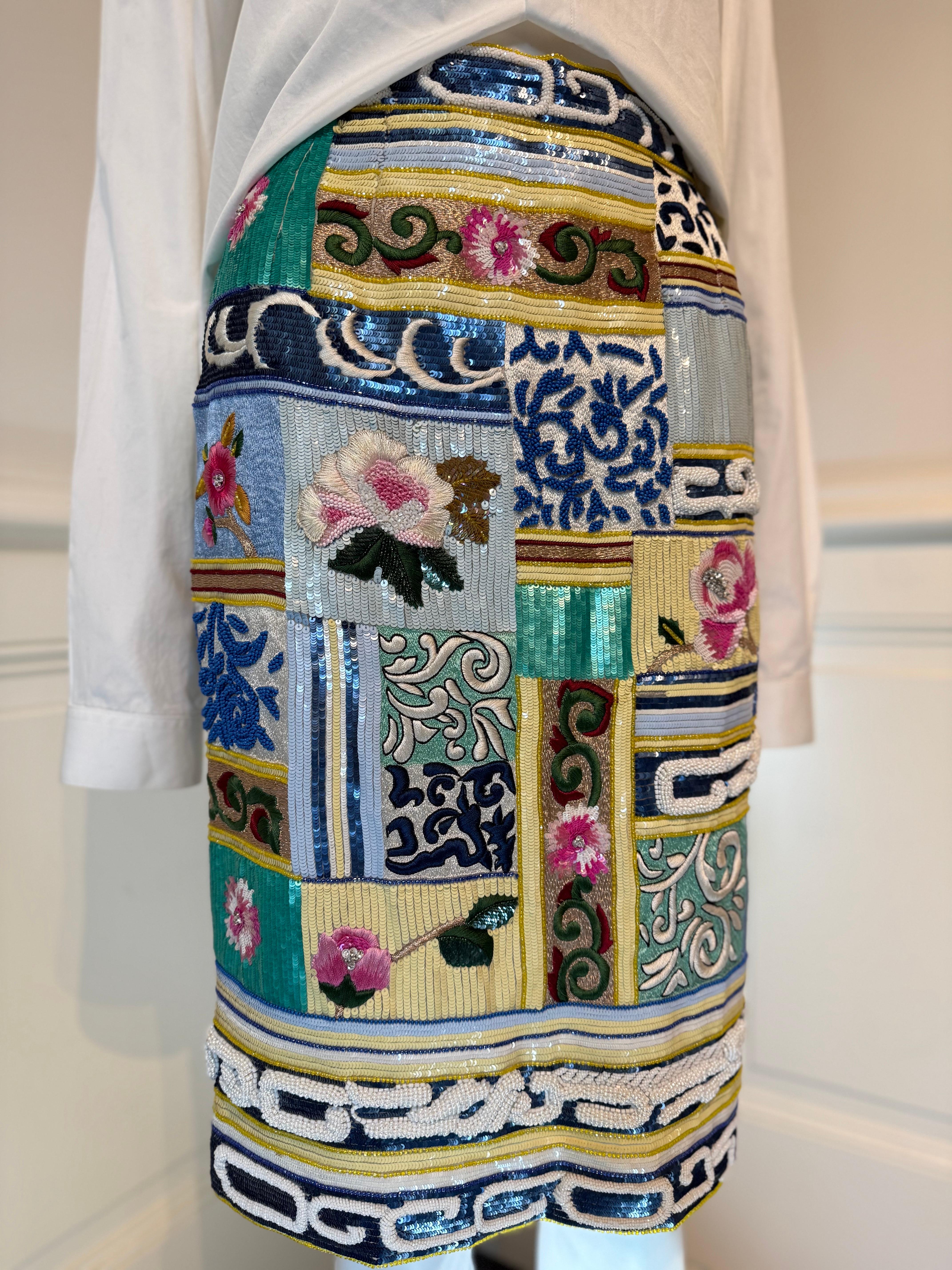 Raro Valentino Garavani Primavera/Verano 1992 Pasarela Falda bordada a mano con pedrería en Excelente estado para la venta en NICE, FR