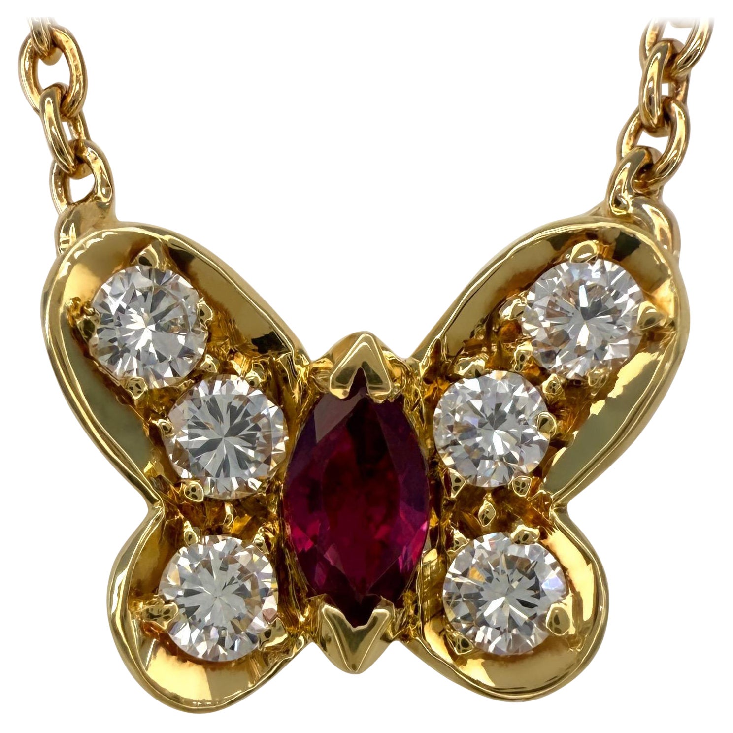 Rara collana Van Cleef & Arpels con rubino e diamanti Papillion Butterfly in oro 18k