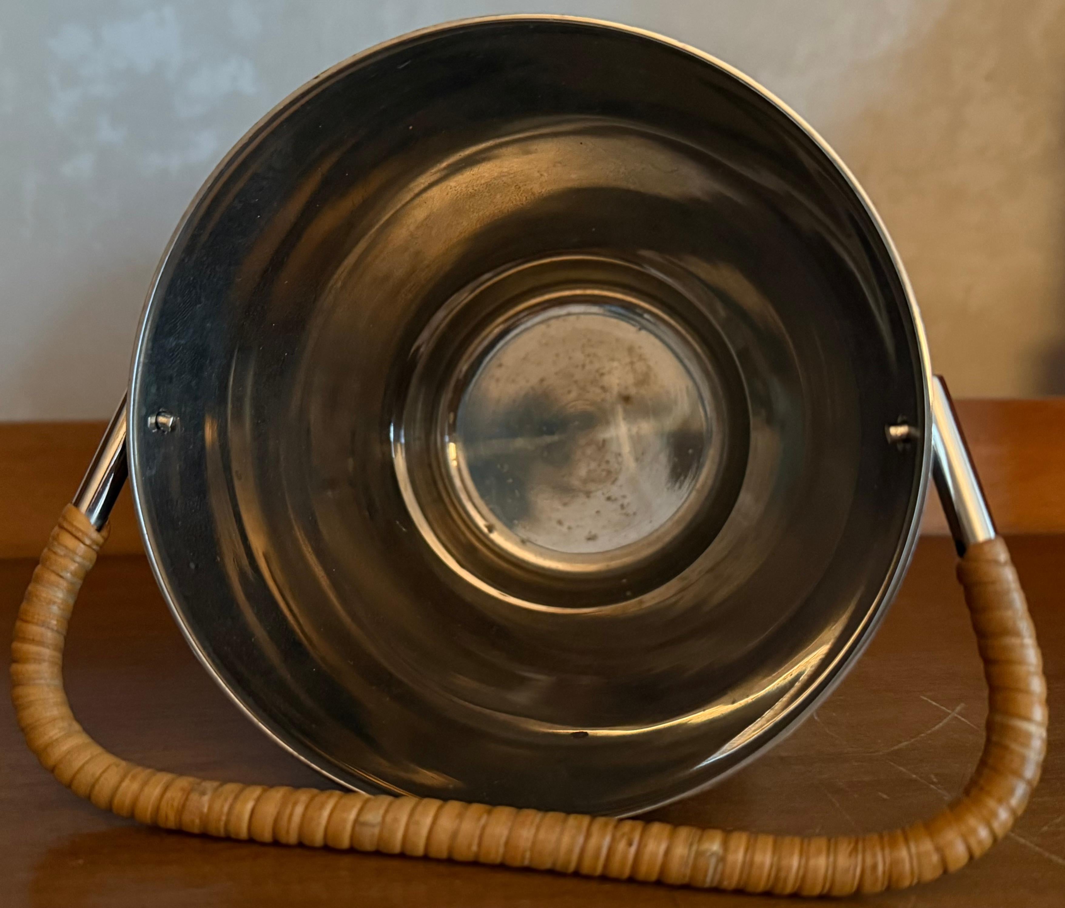 Mid-Century Modern rare variation of carl auböck´s ice bucket no. 3703 with tongs For Sale