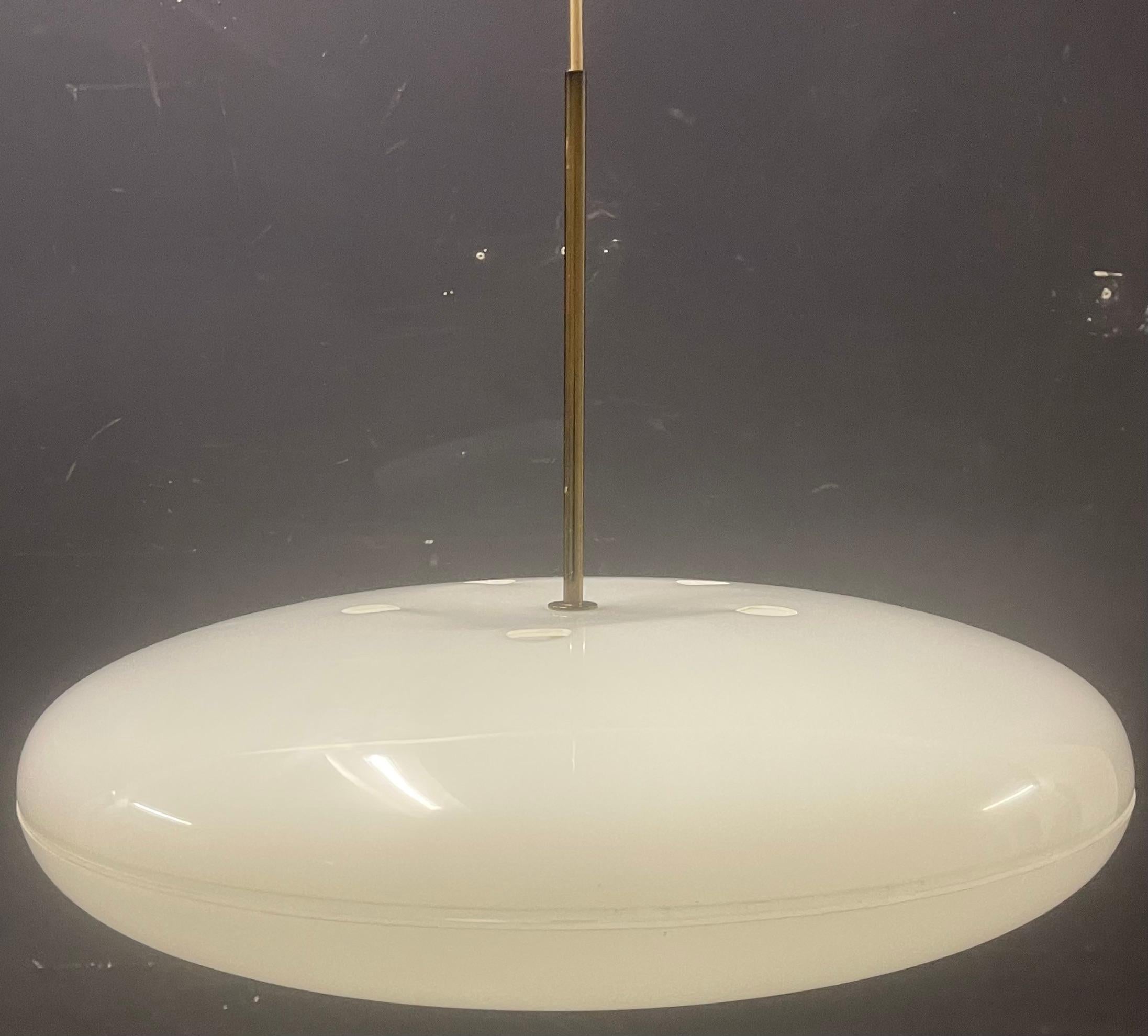 rara variante del famoso 2065 di Gino Sarfatti for Arteluce In condizioni discrete in vendita a Munich, DE