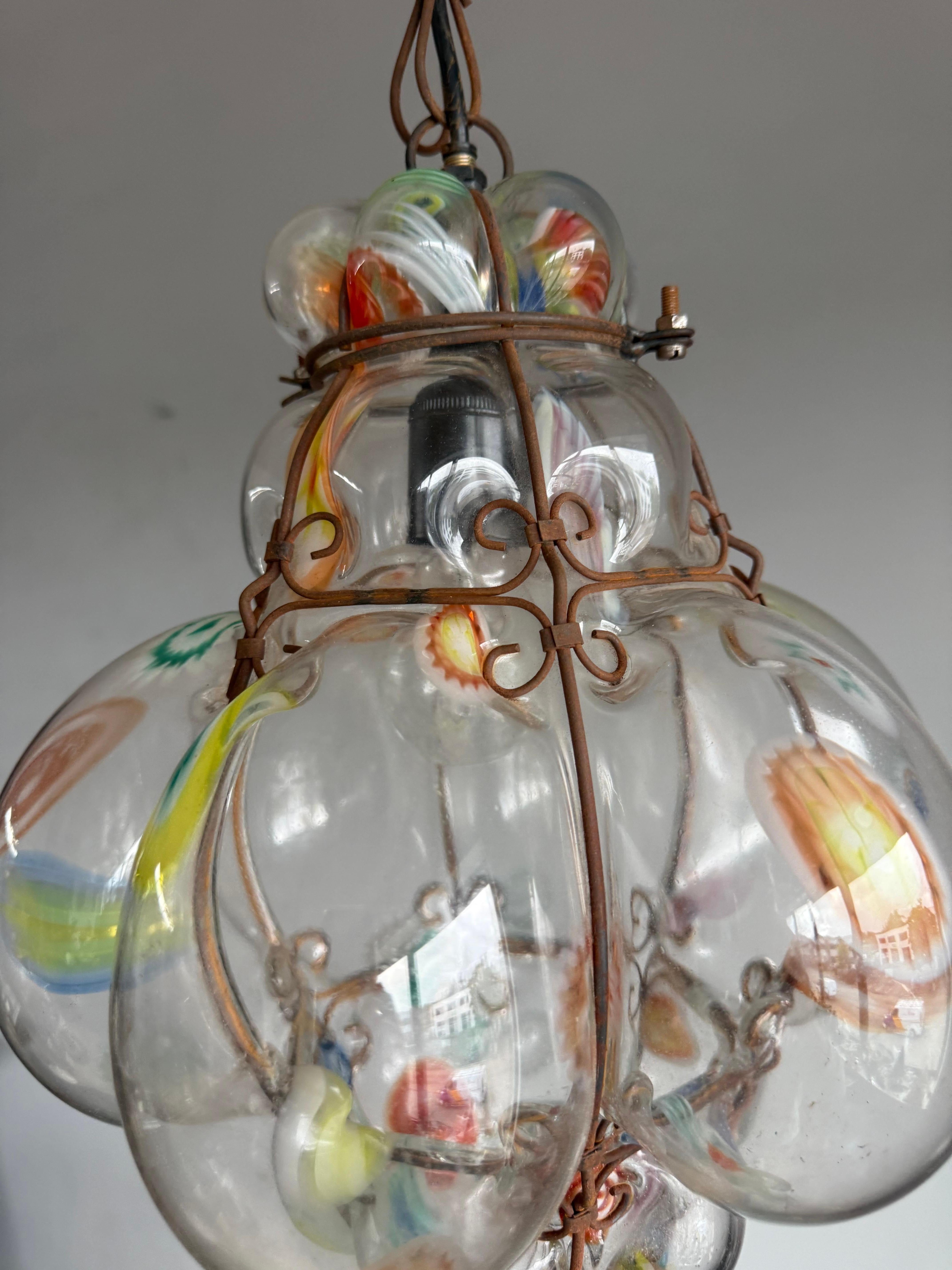 Rara lampada a sospensione di Murano Millefiori in vetro soffiato a bocca con cornice Seguso in vendita 3