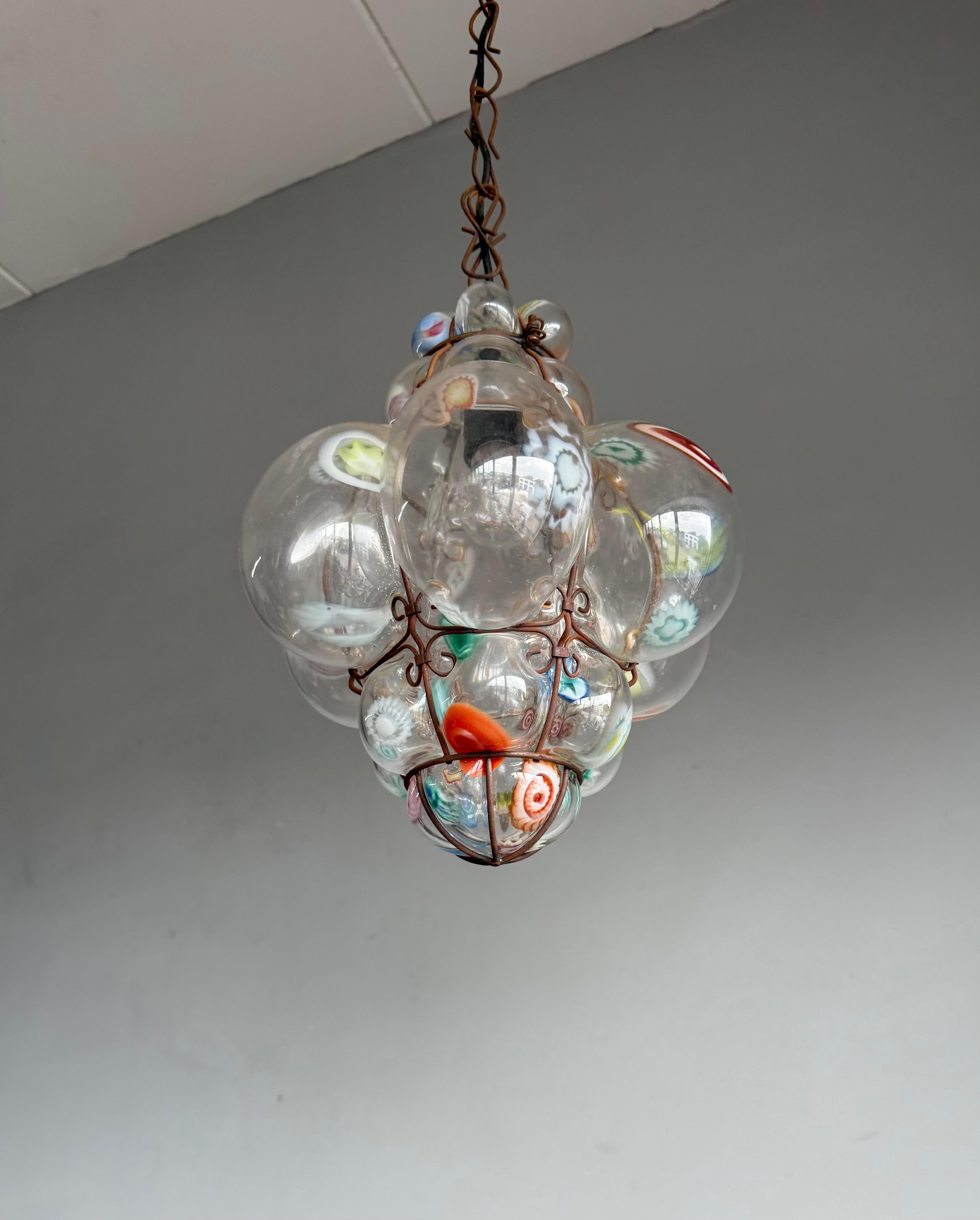 Rara lampada a sospensione di Murano Millefiori in vetro soffiato a bocca con cornice Seguso in vendita 6