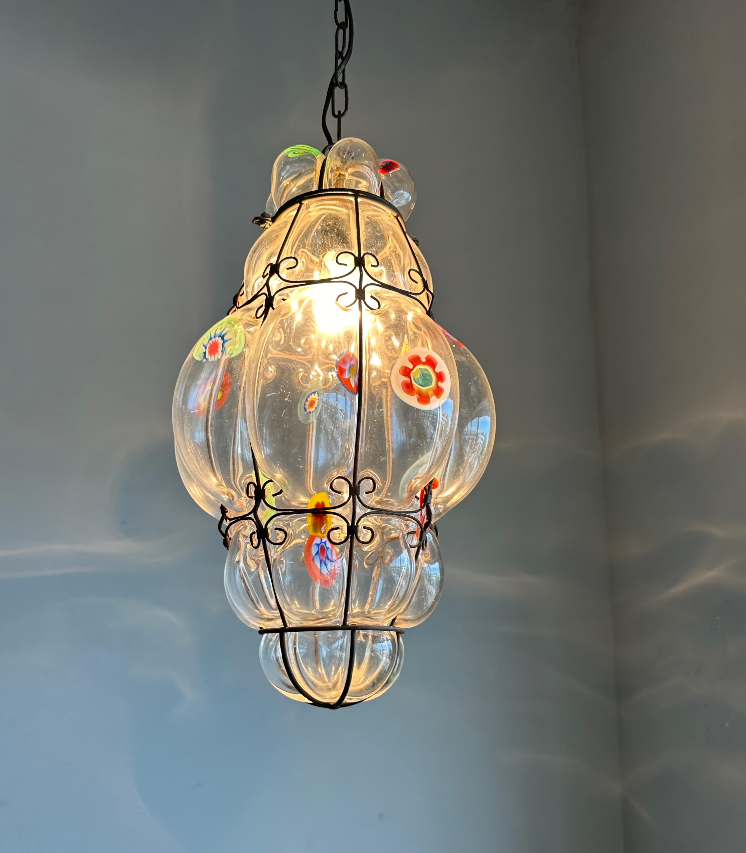 Seltene venezianische Murano-Pendelleuchte Millefiori aus mundgeblasenem Muranoglas in Rahmen Seguso, Millefiori im Zustand „Hervorragend“ im Angebot in Lisse, NL