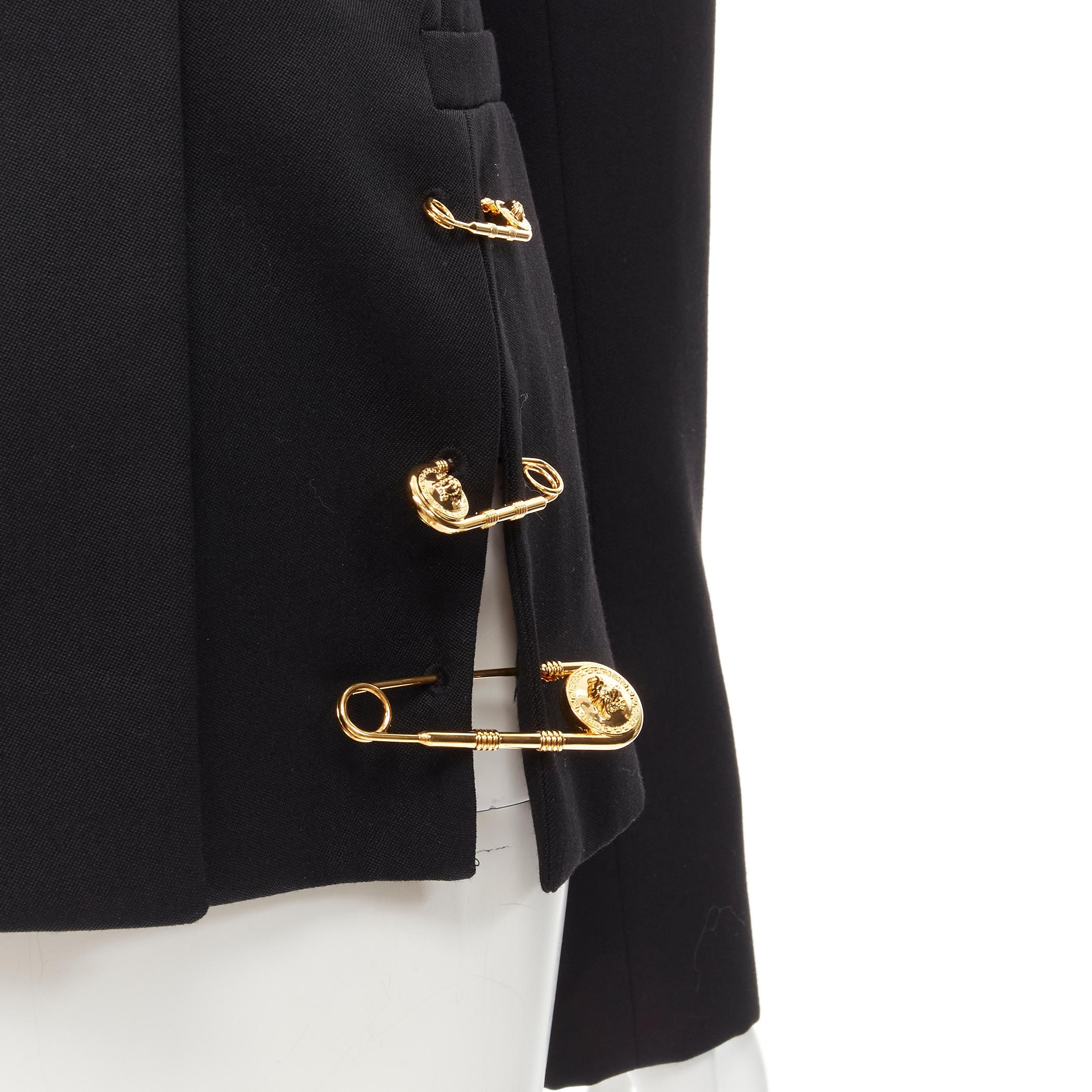 rare VERSACE black wool gold Medusa safety pin punk blazer jacket IT38 XS In Excellent Condition In Hong Kong, NT