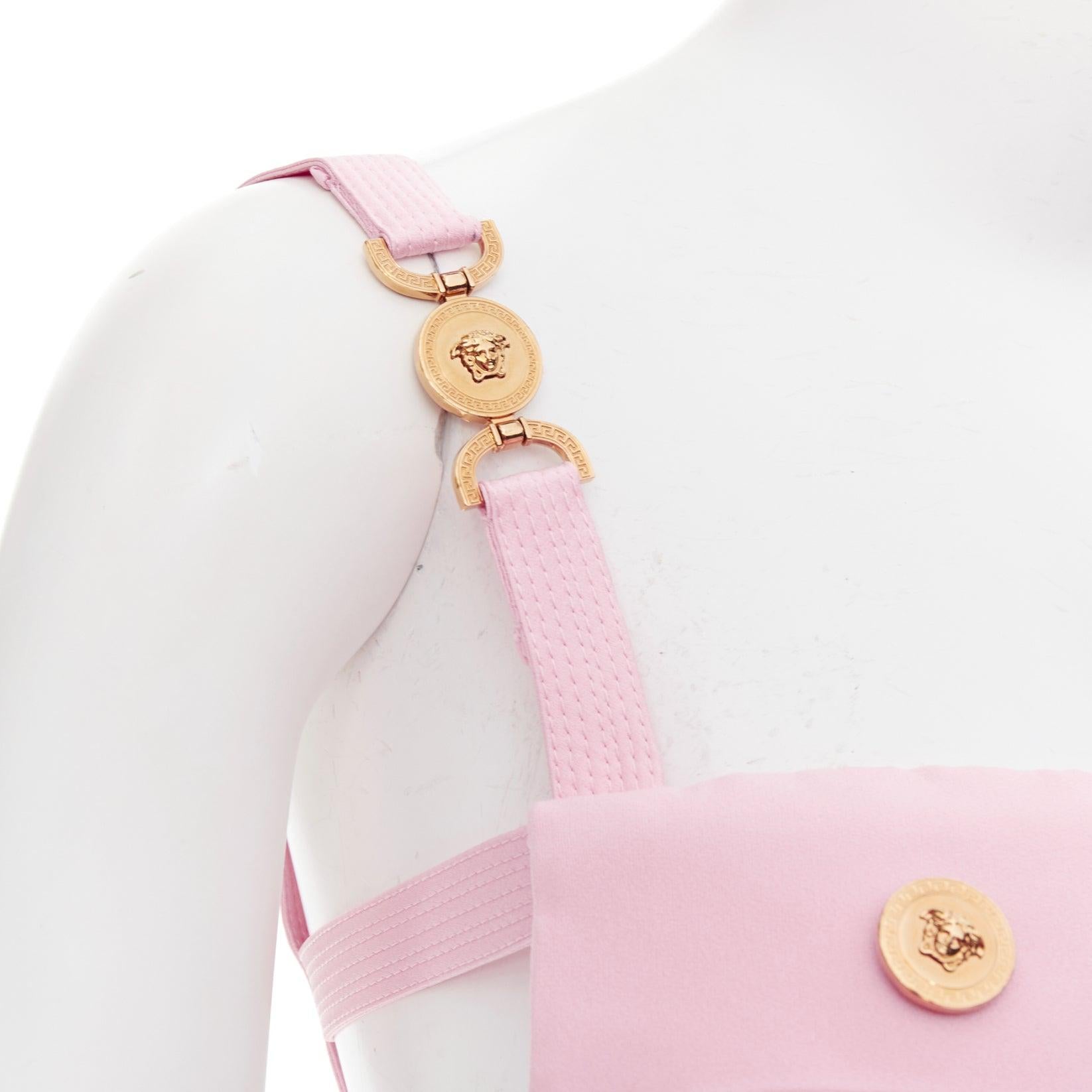 rare VERSACE Lipa 2023 La Vacanza Runway pink bondage Enver top IT42 M en vente 3