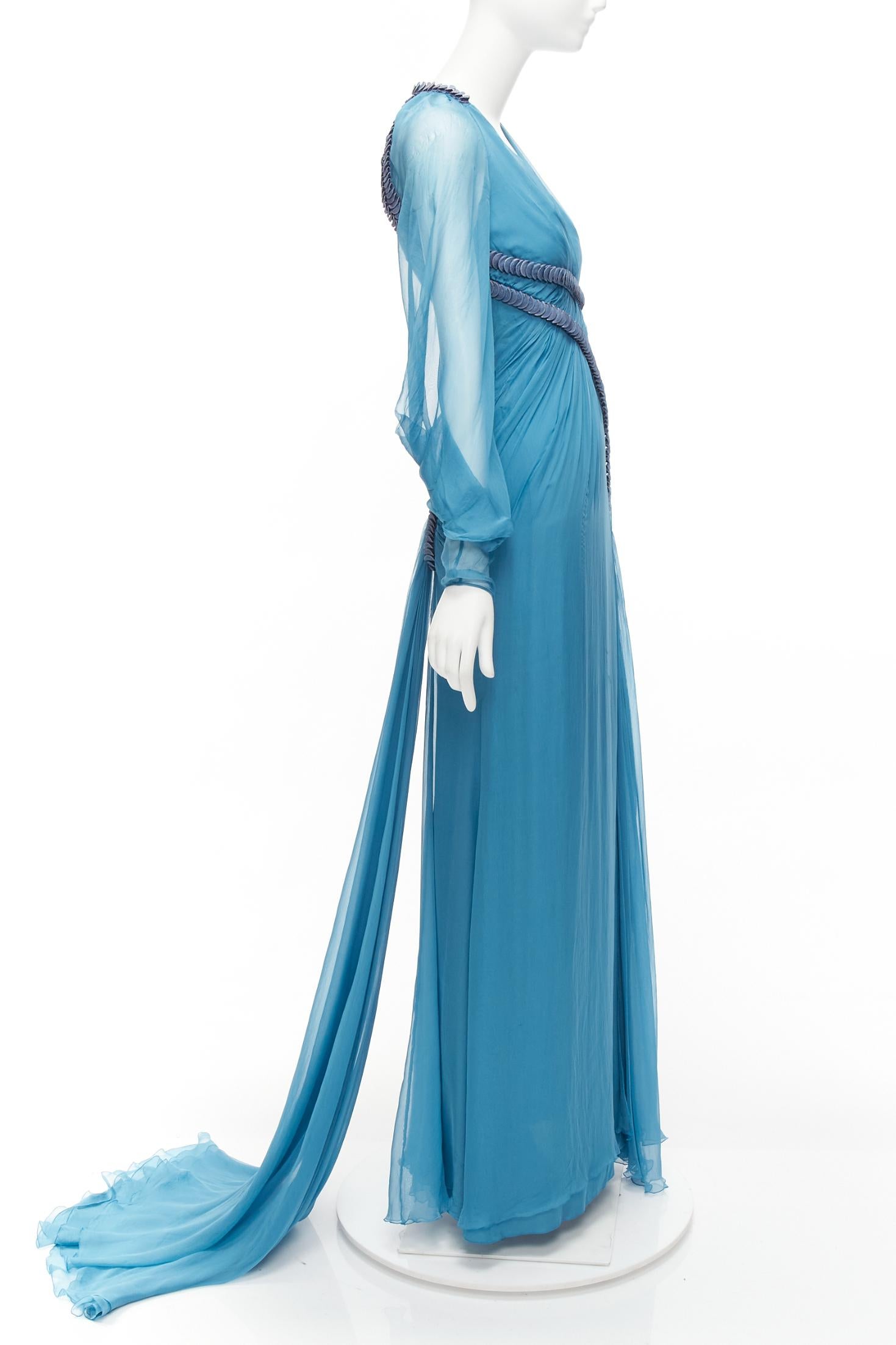 Vestido de noche drapeado con mangas transparentes y adornos de pailettes de seda, raro de VERSACE Runway en Bastante bueno estado para la venta en Hong Kong, NT