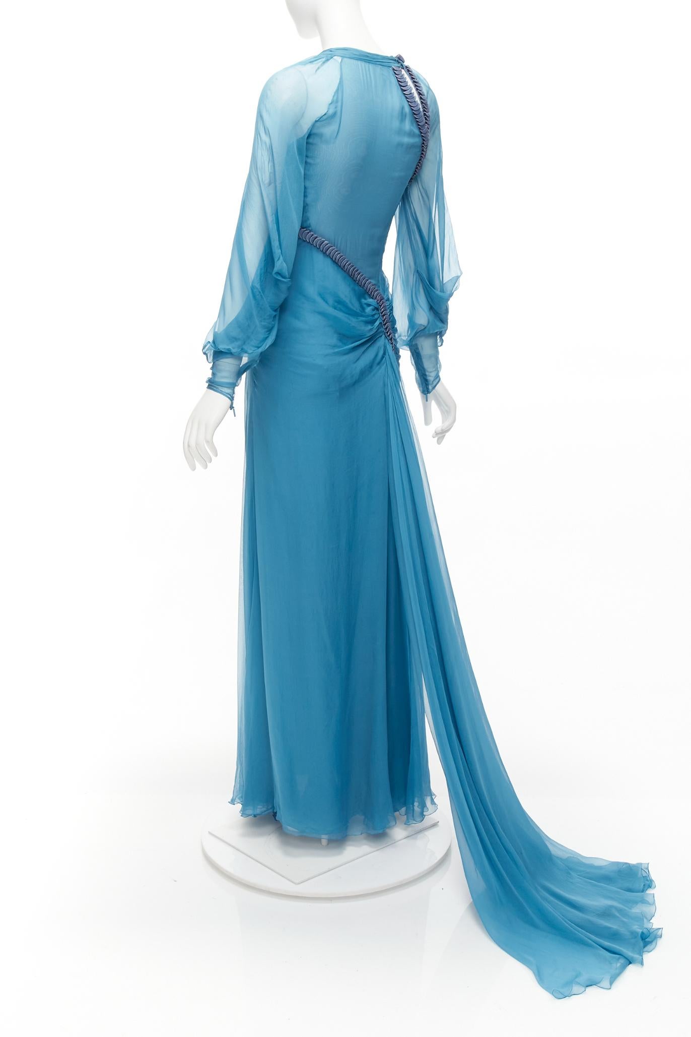 Vestido de noche drapeado con mangas transparentes y adornos de pailettes de seda, raro de VERSACE Runway en venta 1