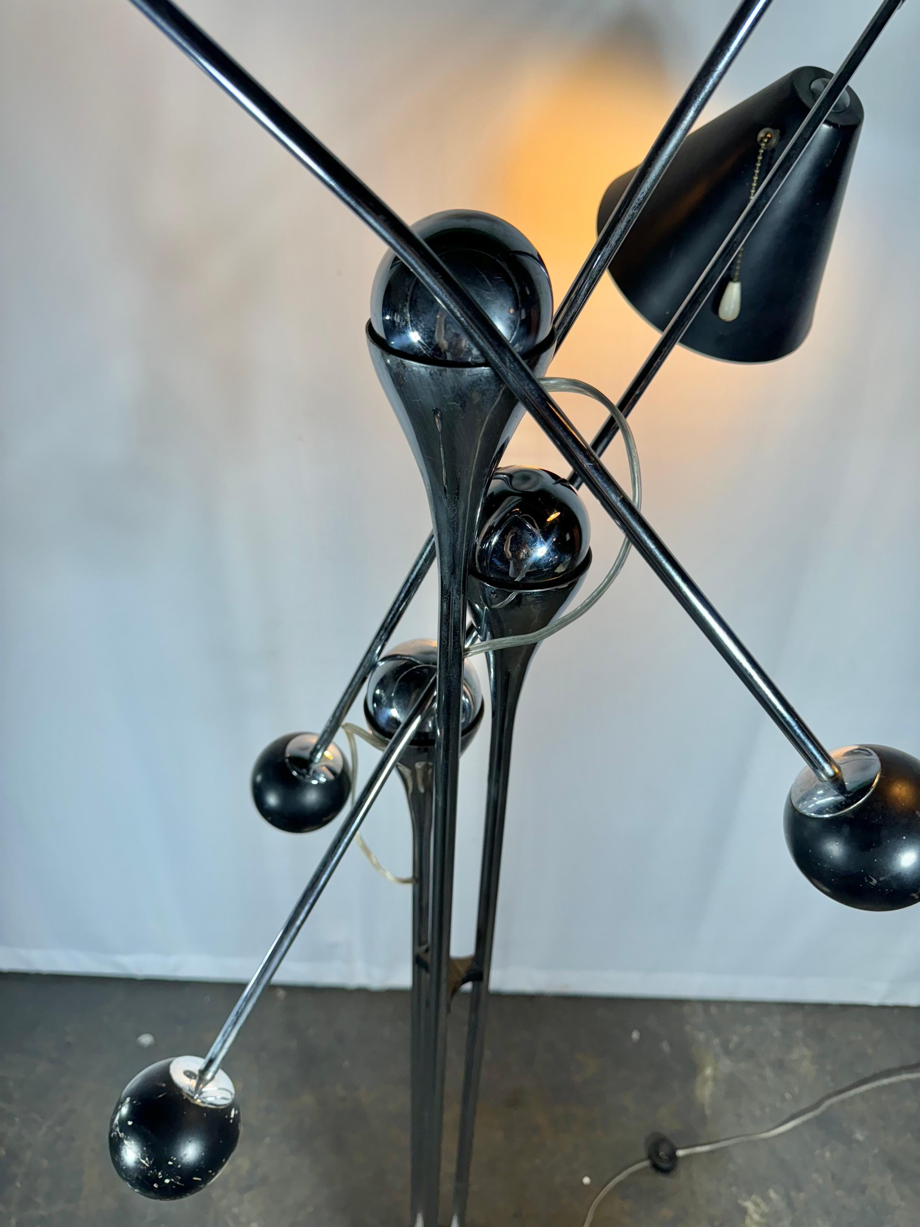 Seltene Version Arredoluce Triennale mod. 14028 / Angelo Lelii , Lampada da terra im Zustand „Gut“ im Angebot in Buffalo, NY