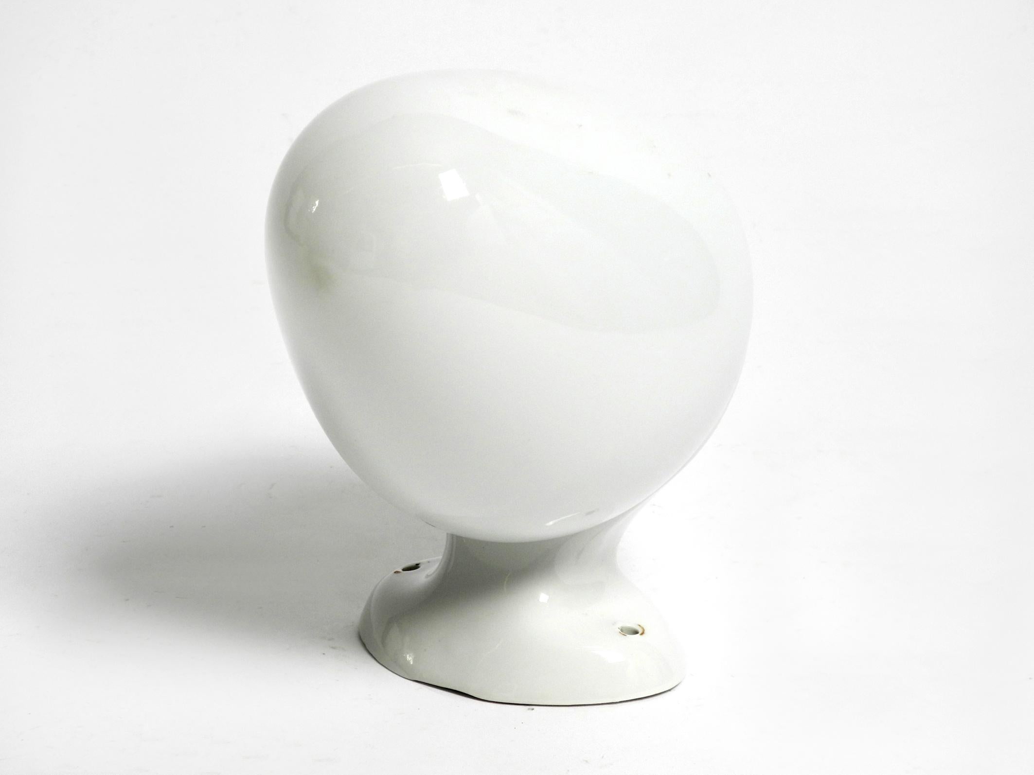 Rare very beautiful Mid Century Modern Wilhelm Wagenfeld glass ceramic wall lamp For Sale 5