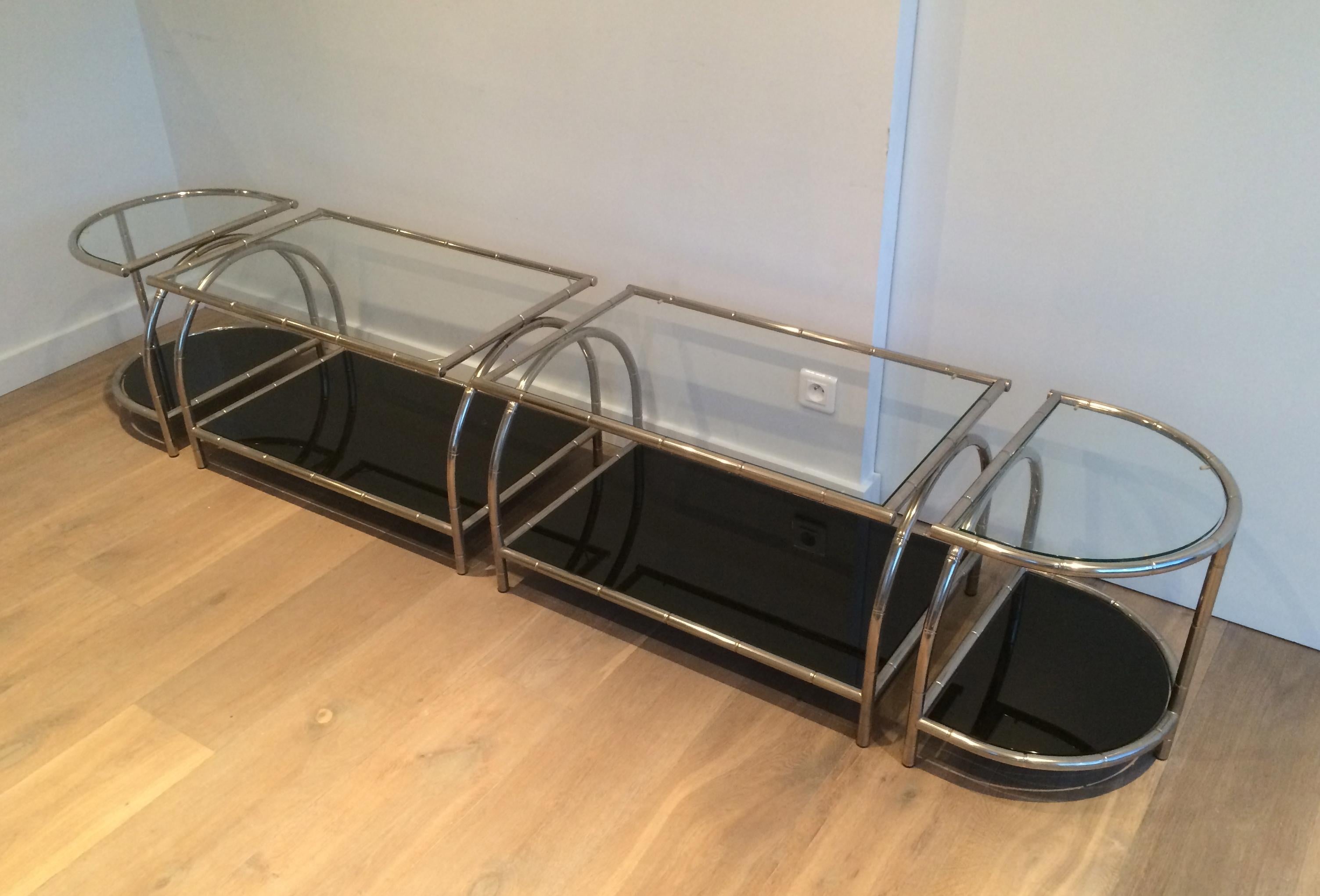 Rare Very Wide Chrome Coffee Table in 4 Elements with Clear and Black Lacquered In Good Condition In Marcq-en-Barœul, Hauts-de-France