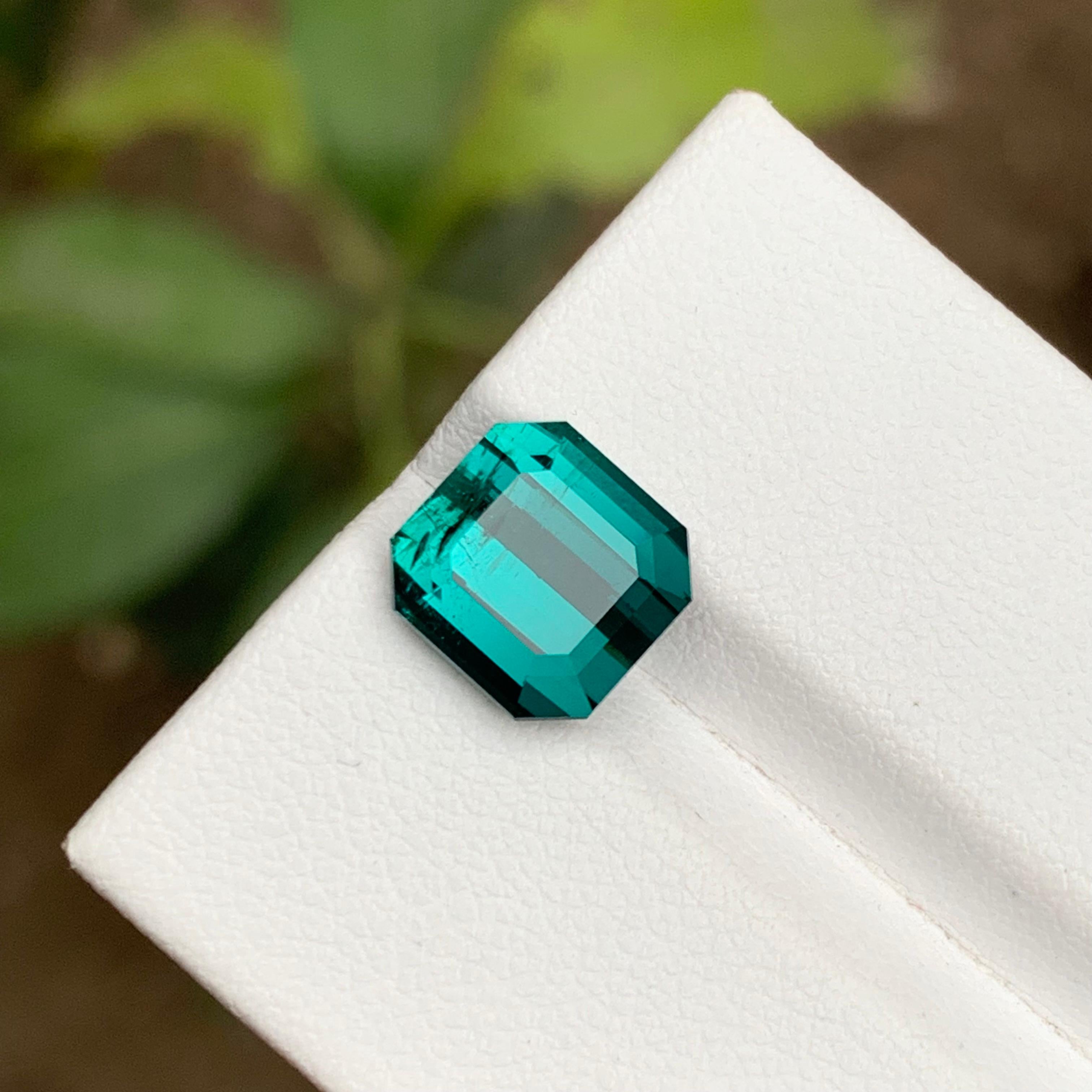 Rare Vibrant Lagoon Greenish Blue Tourmaline Gemstone, 4.20 Ct Emerald Cut-Ring For Sale 1
