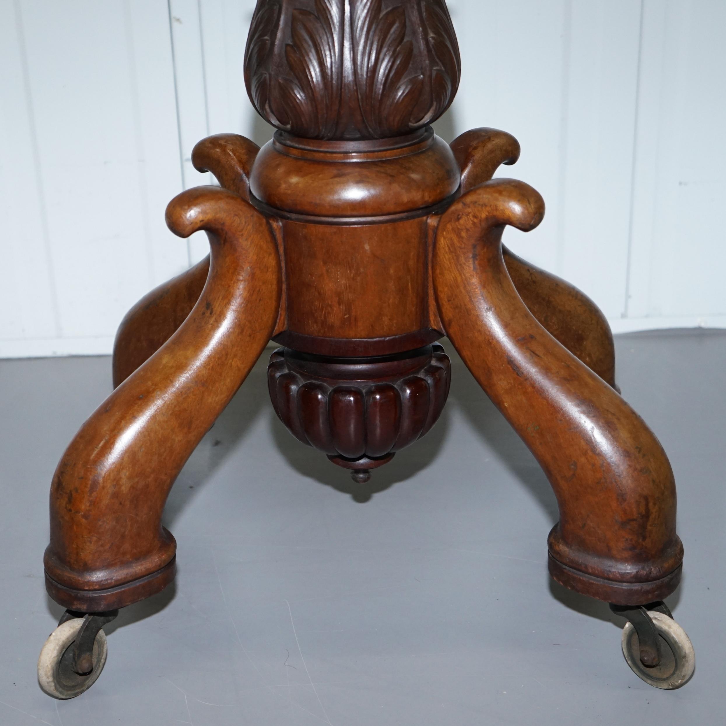 Rare Victorian 1860 Hardwood Drinks Table with Crystal Decanter & Glasses Wheels For Sale 6