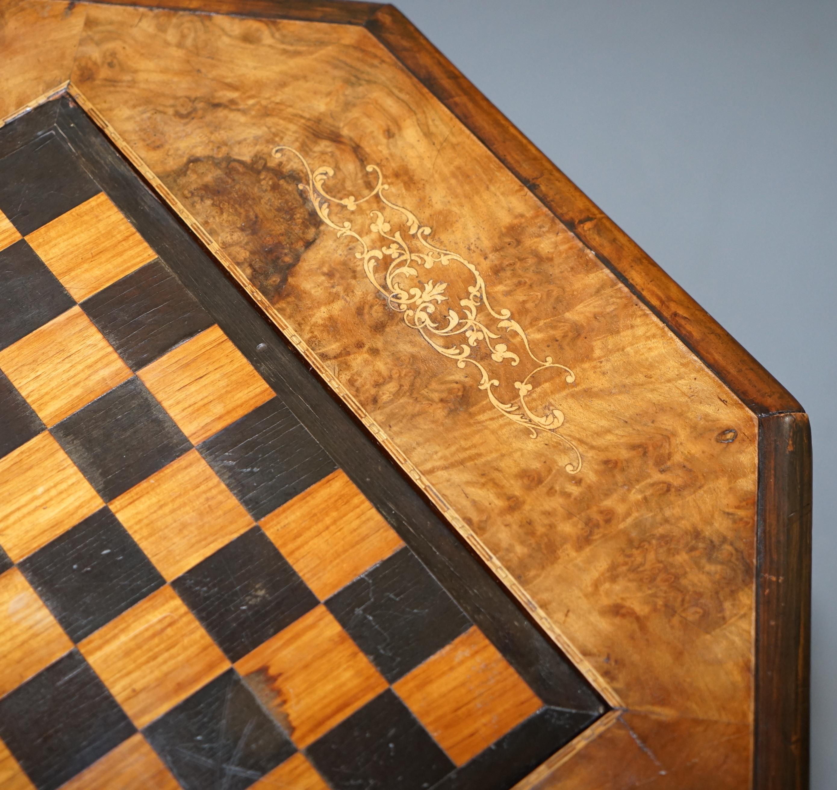 Leather Rare Victorian 1880 Walnut Marquetry Chess Backgammon Cribbage Board Games Table