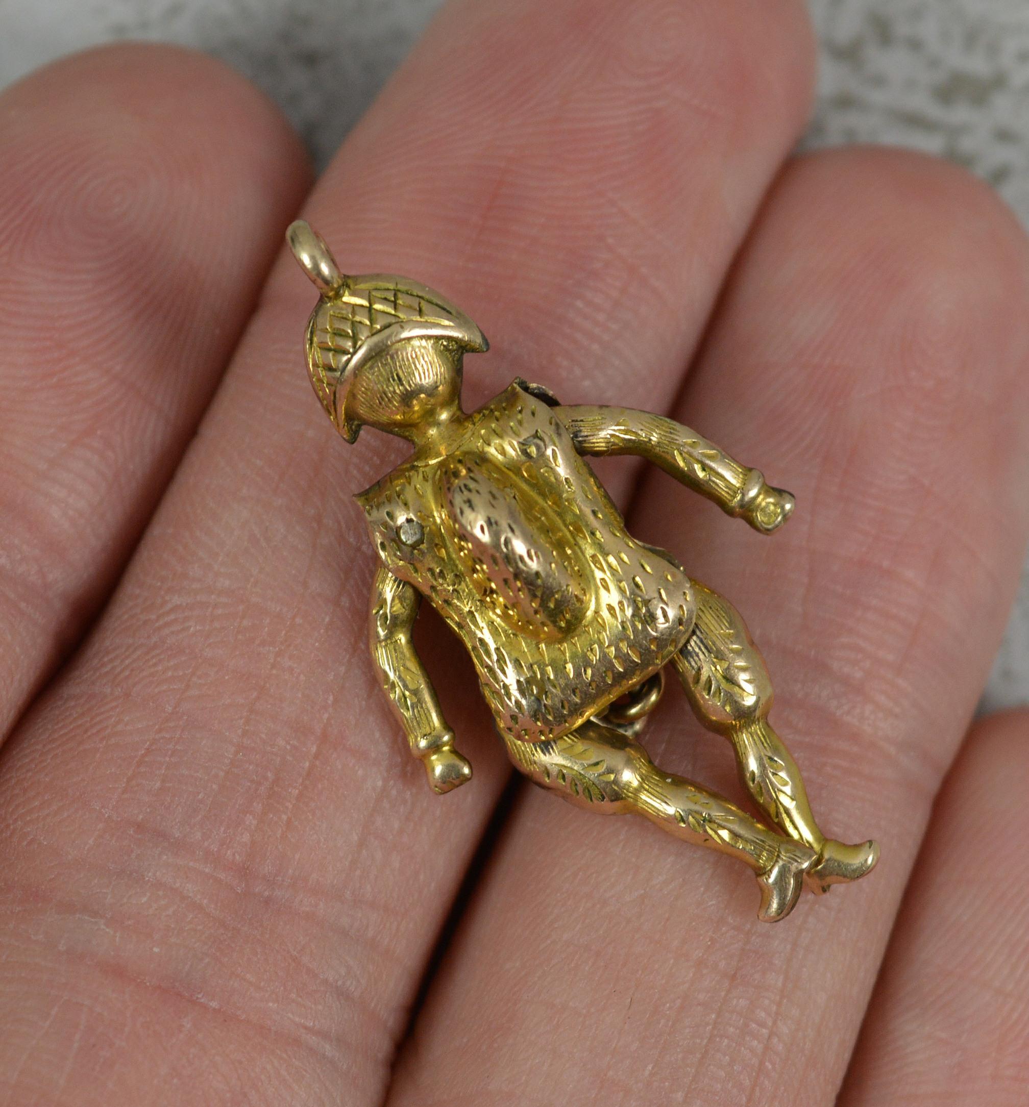 Rare Victorian 9 Carat Gold Harlequin Jester Articulated Charm Pendant In Good Condition In St Helens, GB