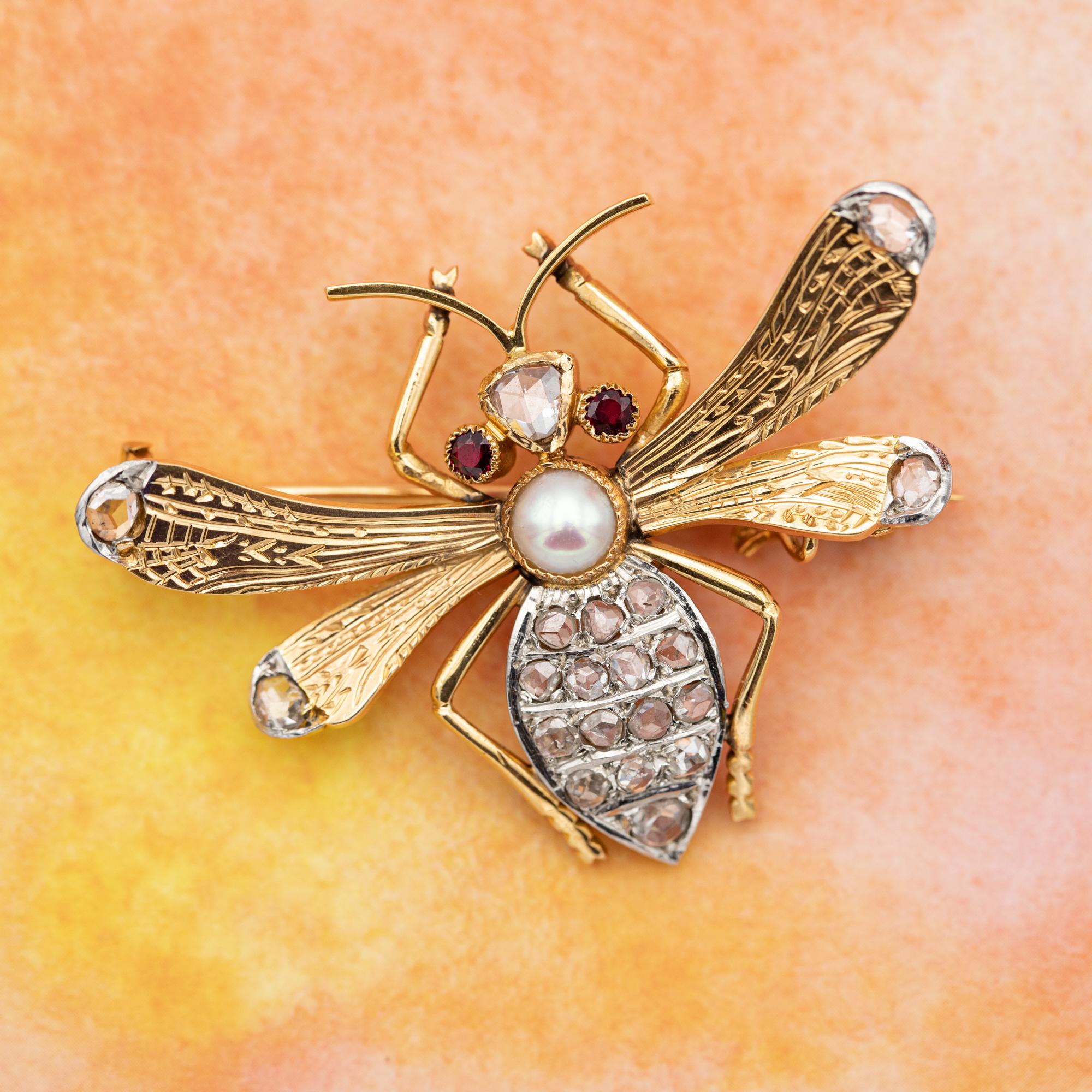 Rare Victorian brooch - 18 K Yellow gold Queen Bee set with rose cut diamond 4