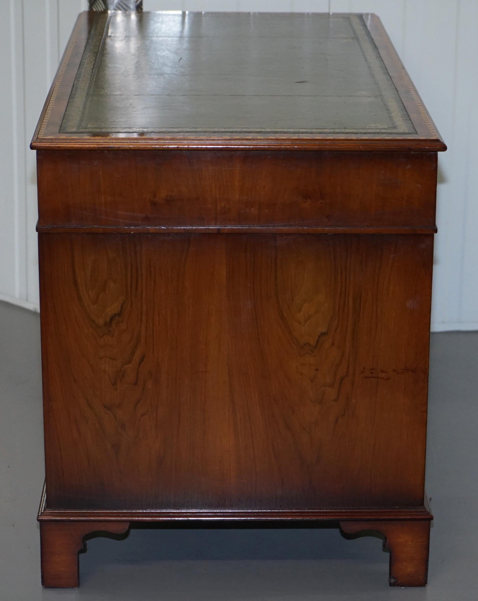 Rare Victorian Burr Oak & Walnut Merryweather London 1885 Stamped Desk, Leather For Sale 10