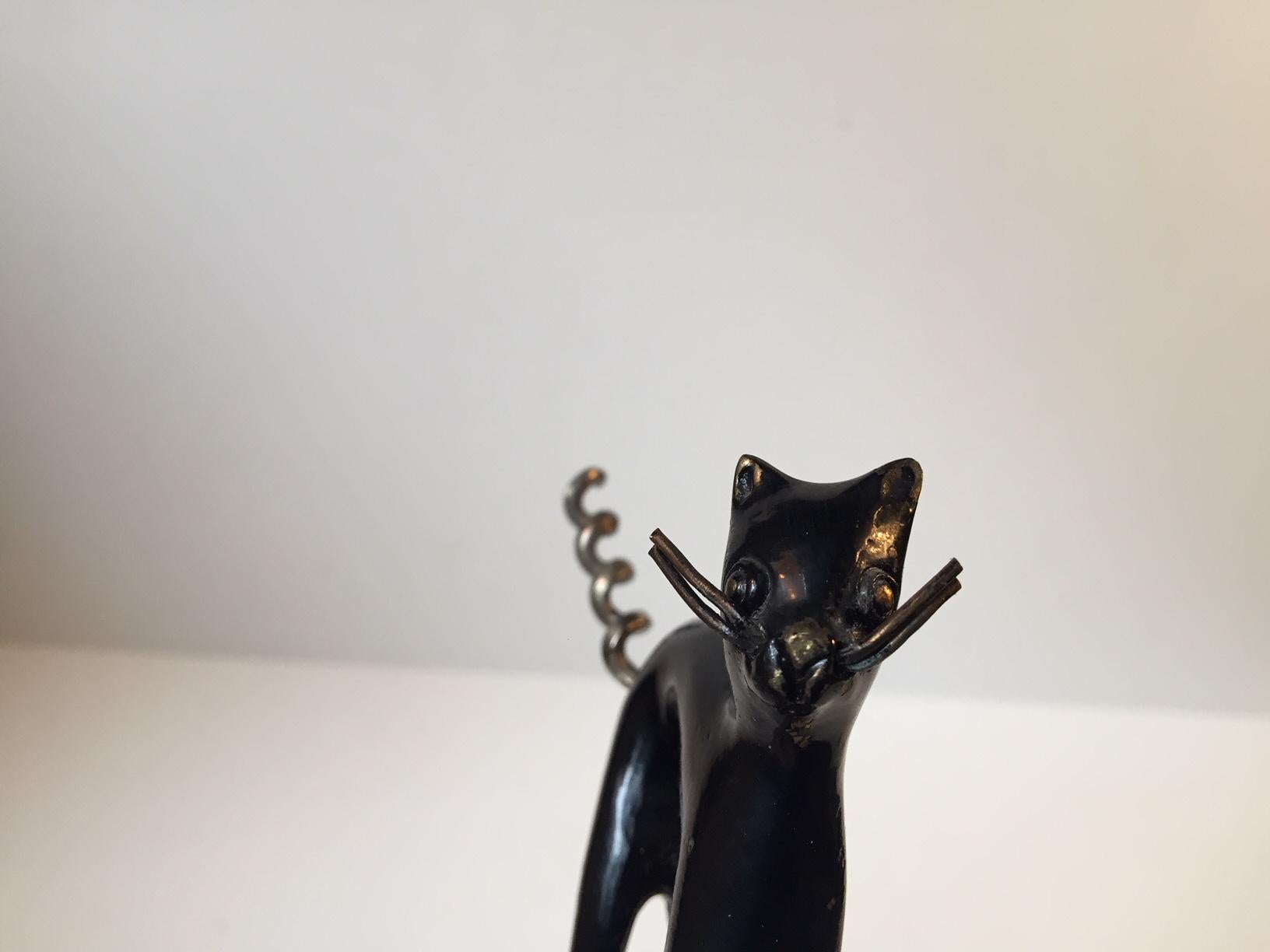 Rare Victorian Corkscrew in Bronze and in Shape of a Cat, 1900s In Good Condition In Esbjerg, DK
