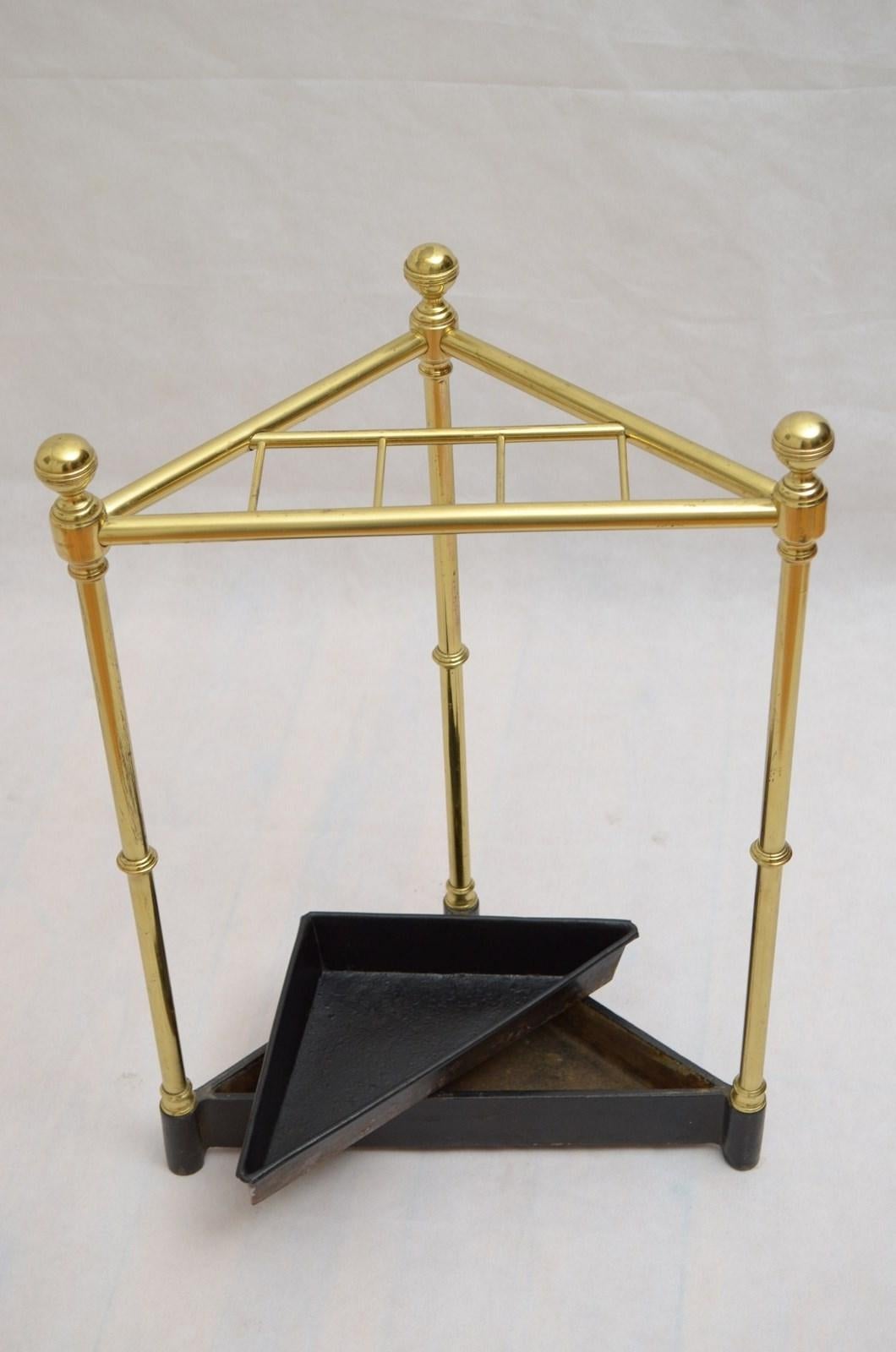 Rare Victorian Corner Umbrella Stand with Serial Number Stamp For Sale 3