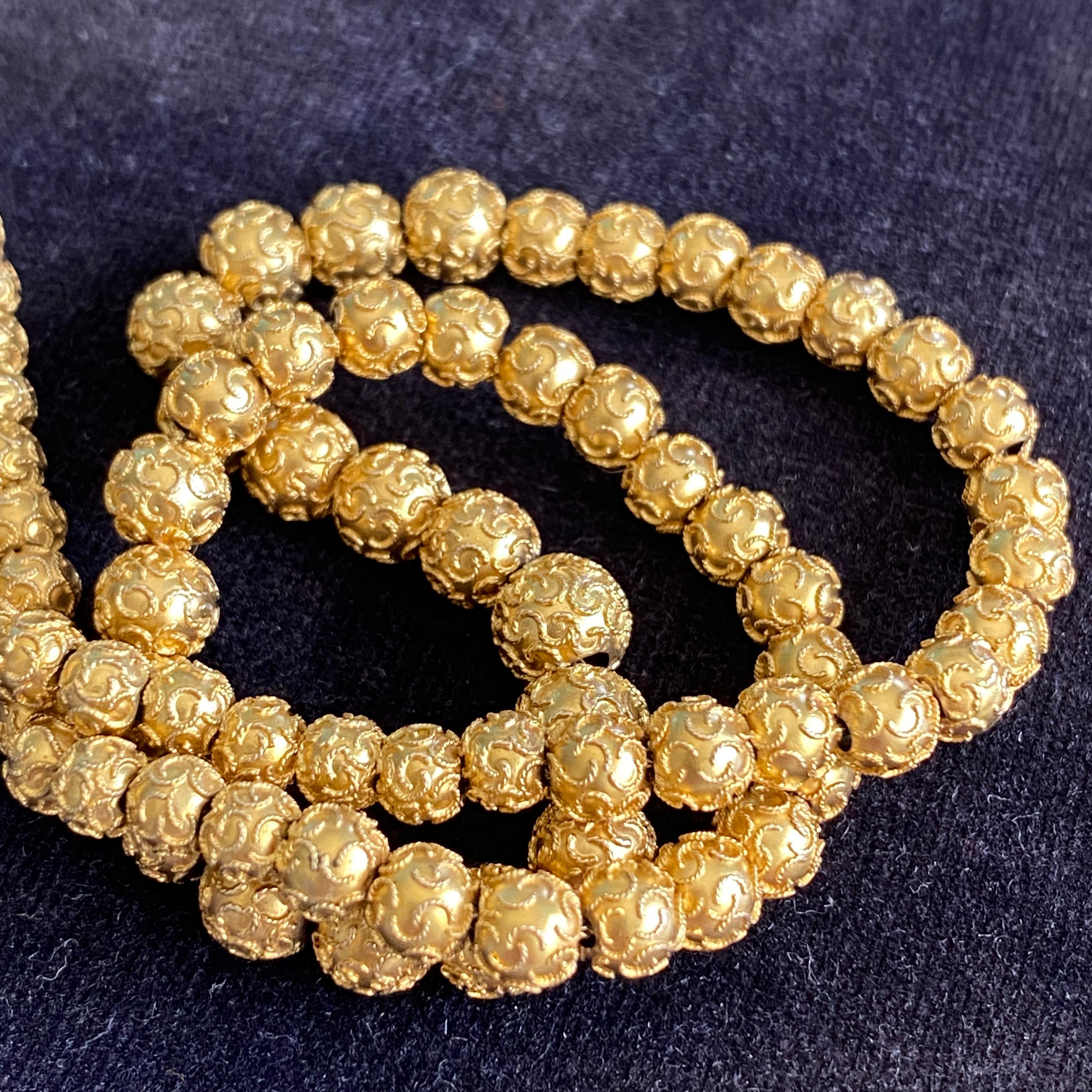 RARE Victorian Etruscan 18/14K Choker Beads Necklace For Sale 10