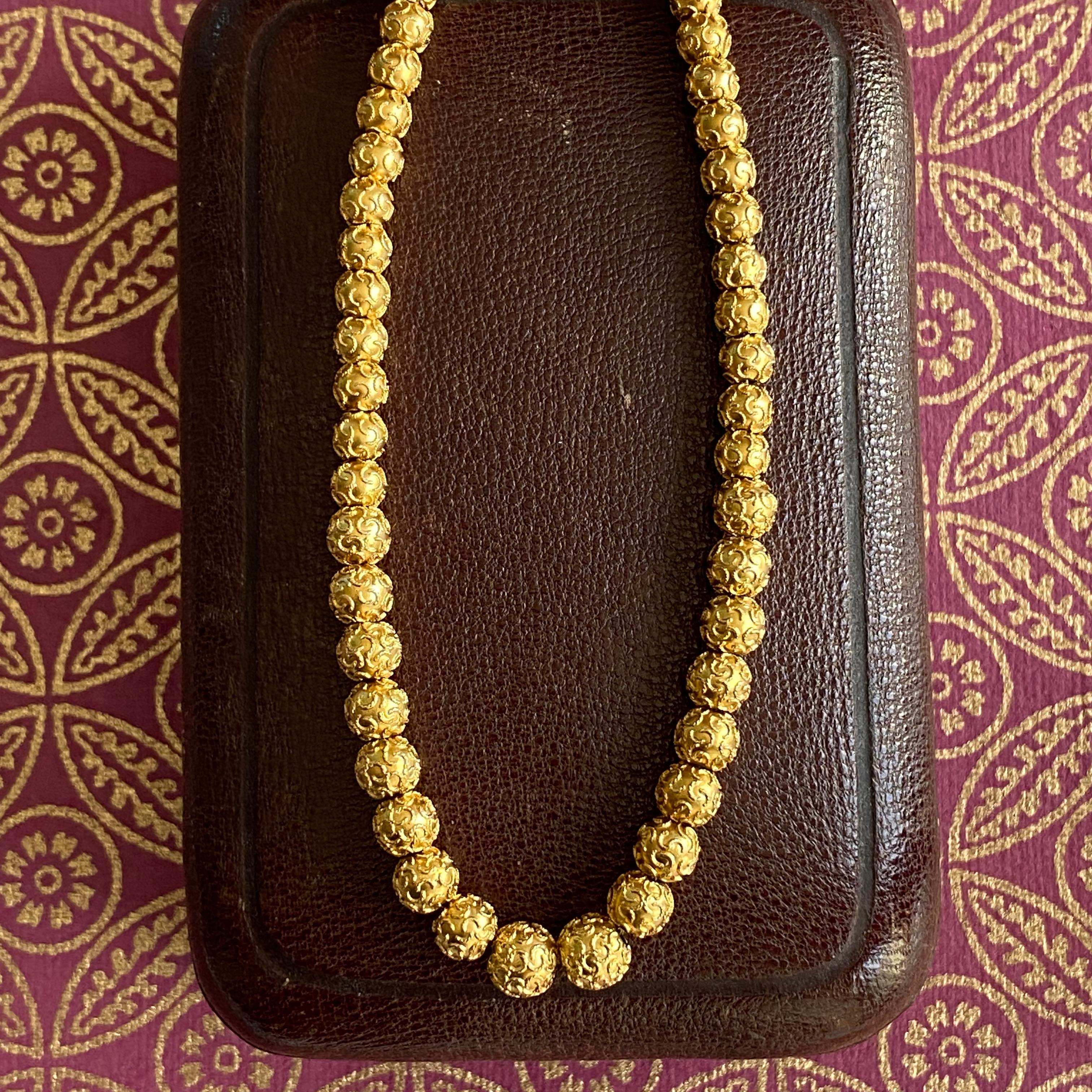 SELTENE viktorianische etruskische 18/14K Choker-Perlen-Halskette Damen im Angebot