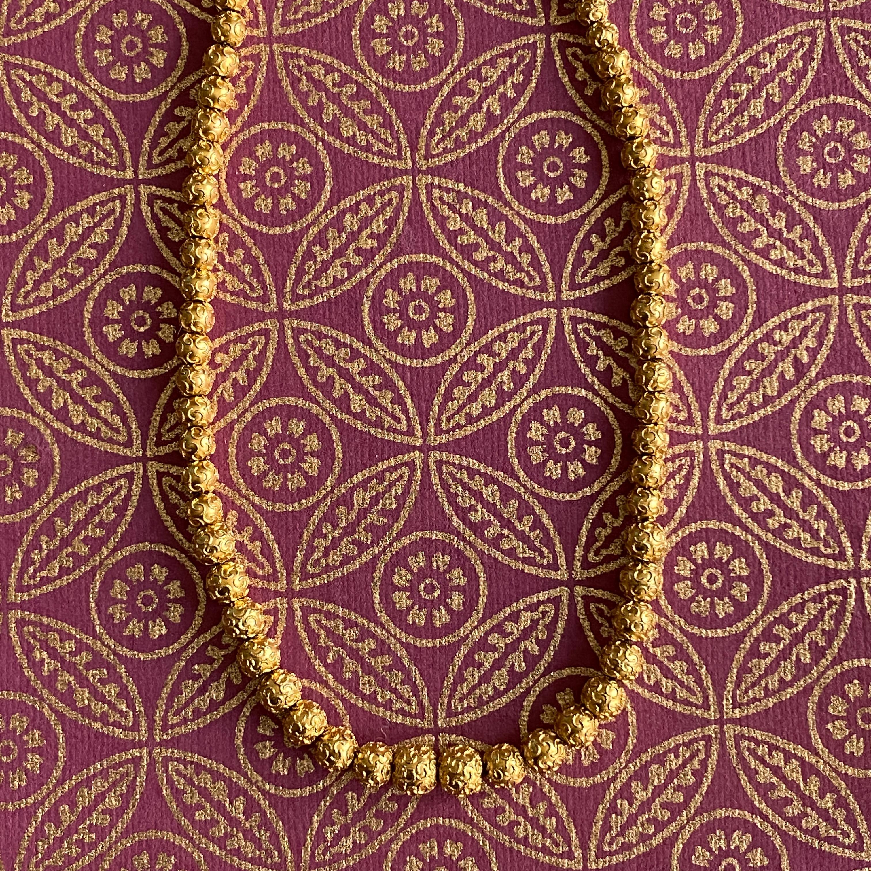 RARE Victorian Etruscan 18/14K Choker Beads Necklace For Sale 2