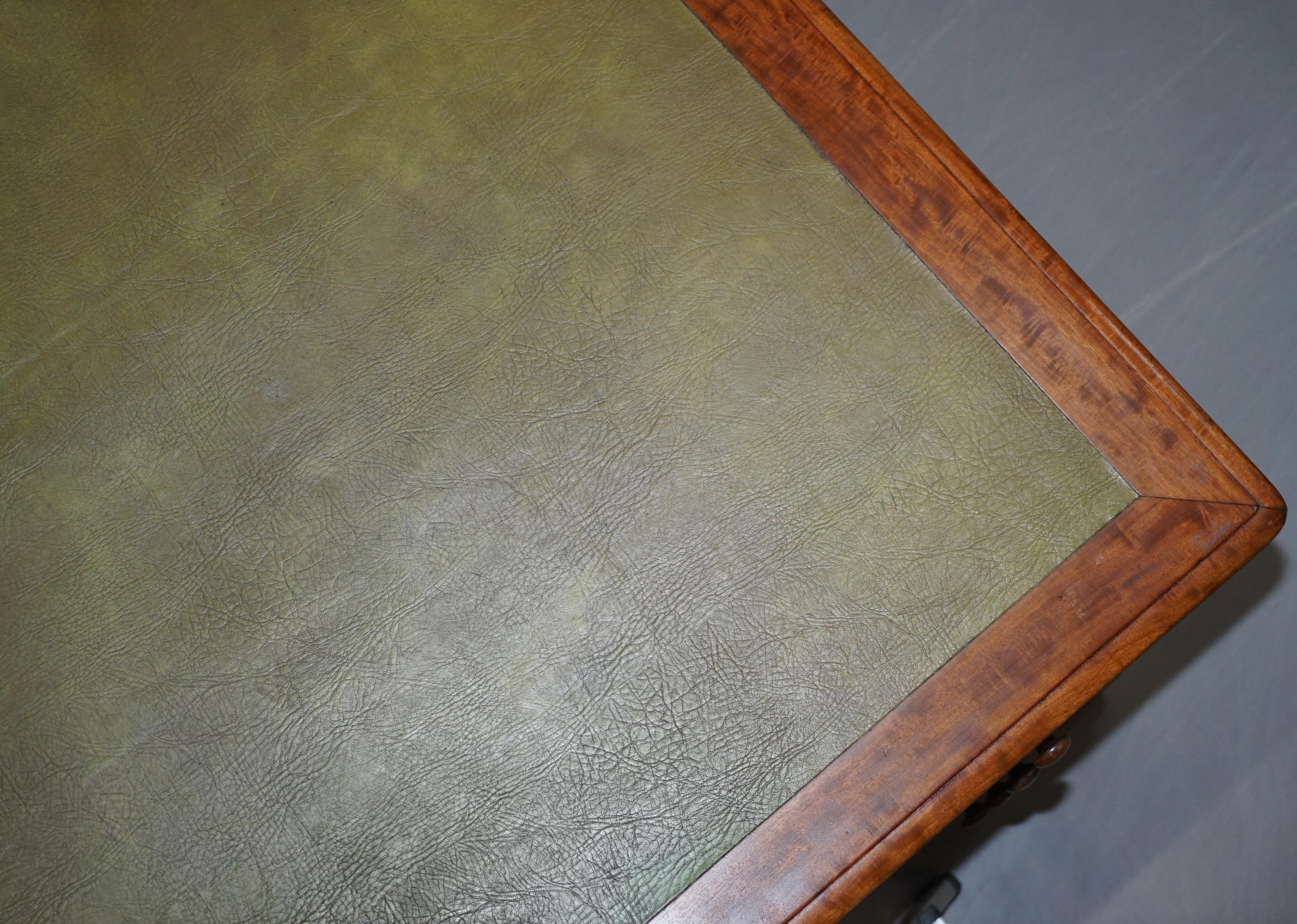 Rare Victorian Four-Sided Quad Pedestal Desk in Flamed Hardwood Green Leather For Sale 2