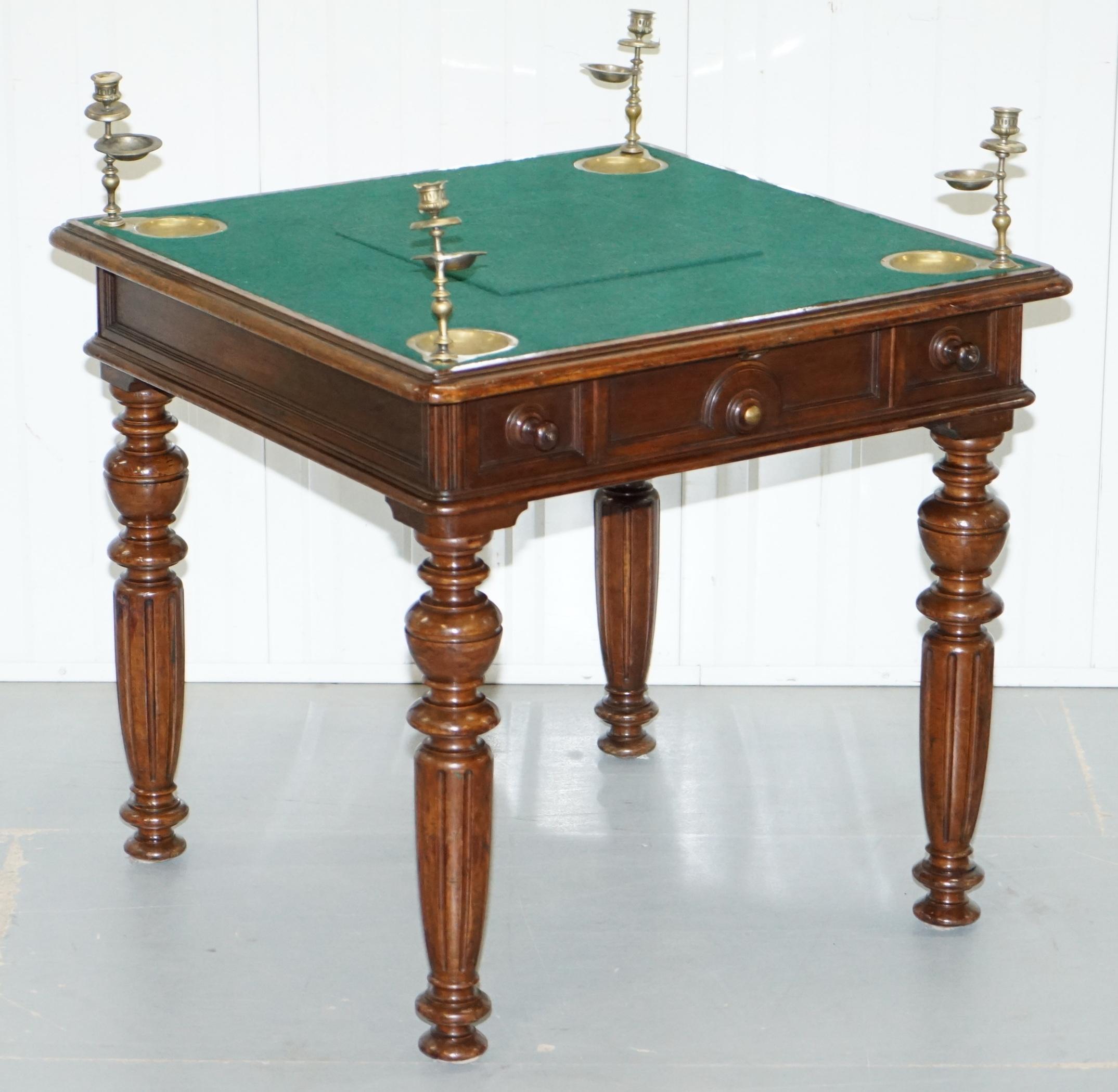 We are delighted to offer for sale this stunning and very rare circa 1840 early Victorian English Oak games table

This table is a bit of mystery, it has a square drop section in the middle which I assume is for making all the chips slide to the