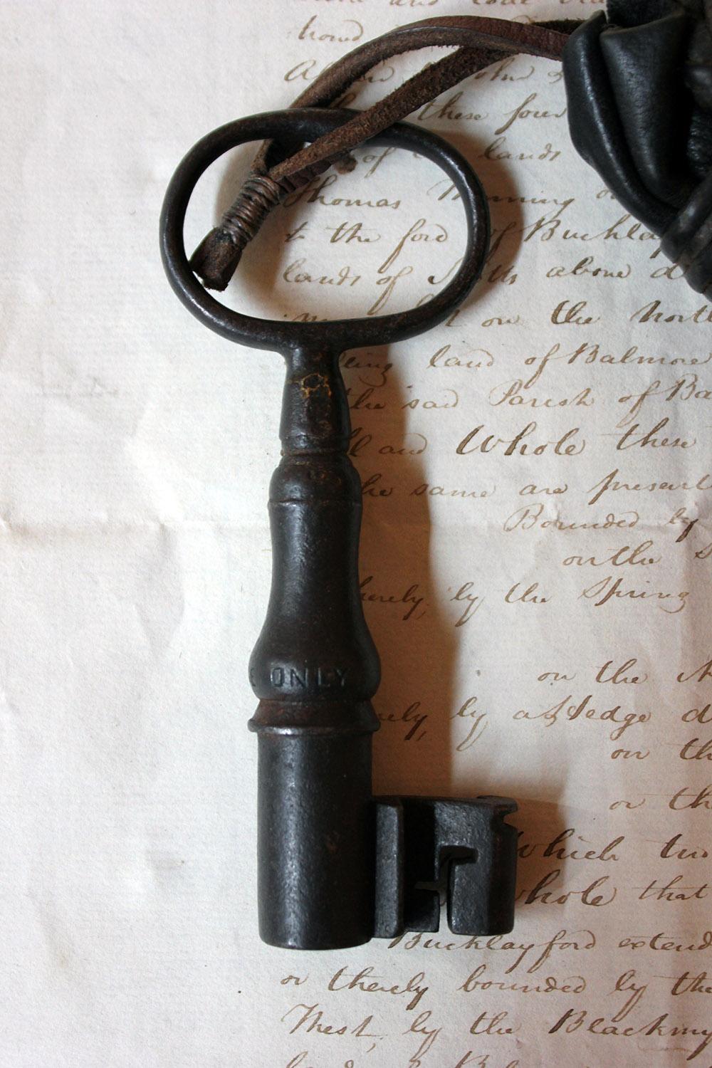 Rare Victorian Lunatic Asylum Key & Weighted Pouch circa 1880 ‘Asylum Cage Only’ 5