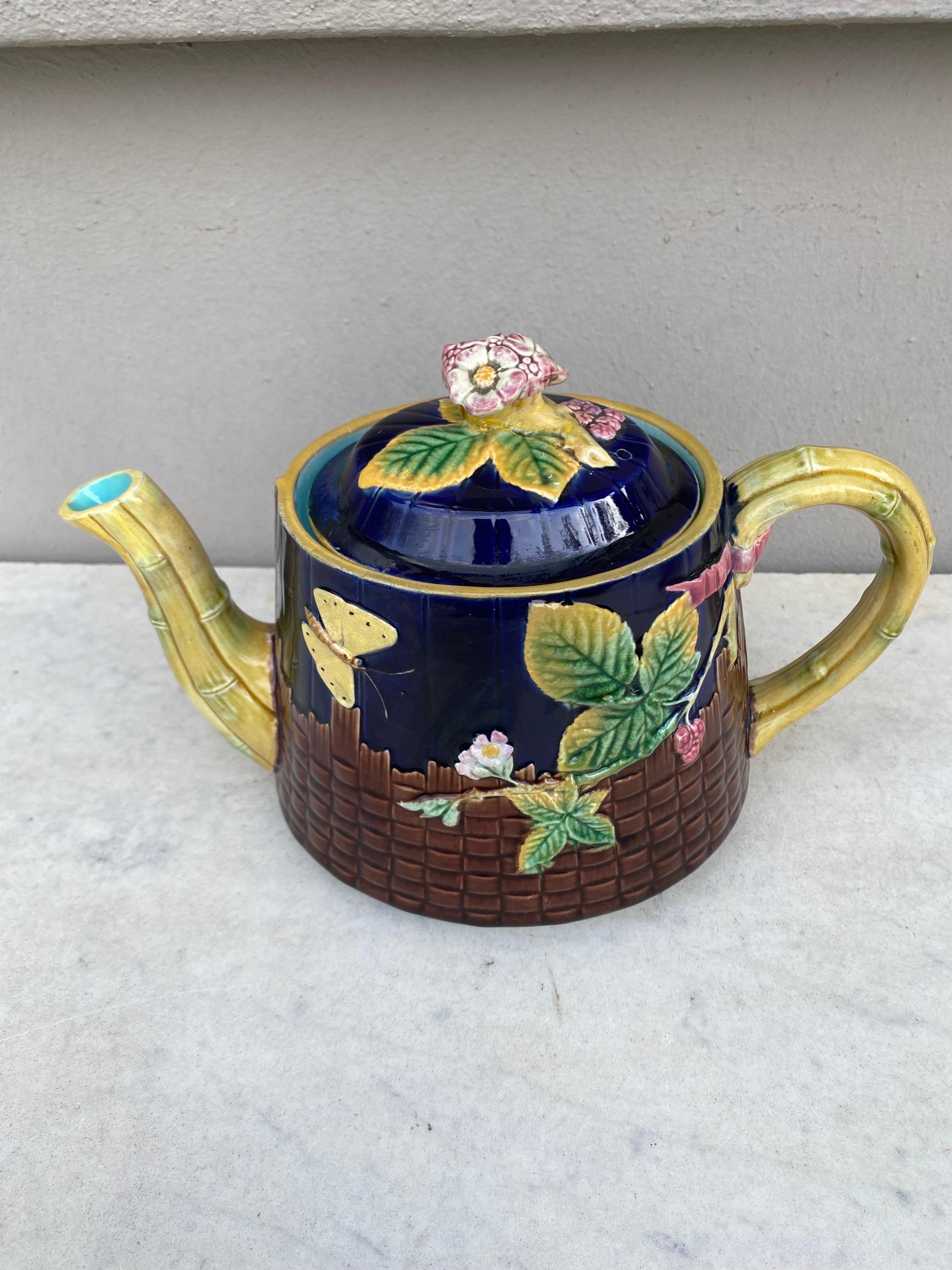 English Rare Victorian Majolica Teapot Brown-Westhead, Moore & Co.