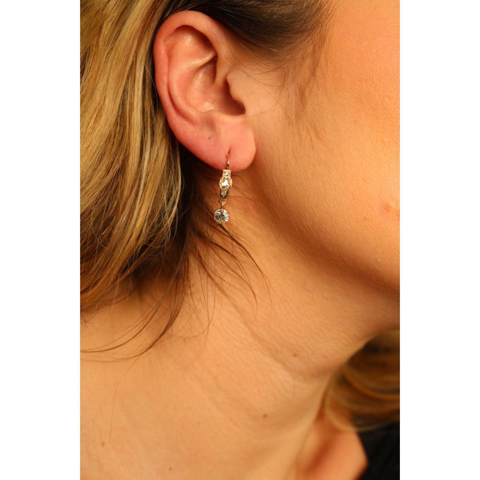 Seltene viktorianische alte Minen-Diamant-Tropfen-Ohrringe mit Hebelverschluss aus 18K Roségold im Angebot 6