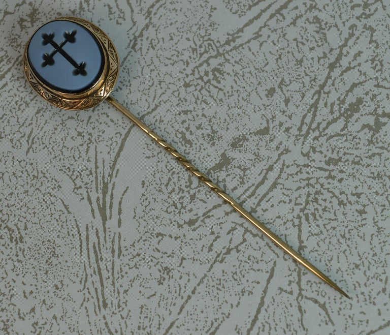 Rare Victorian Rose Gold and Sardonyx Cross Stick Tie Pin For Sale 6