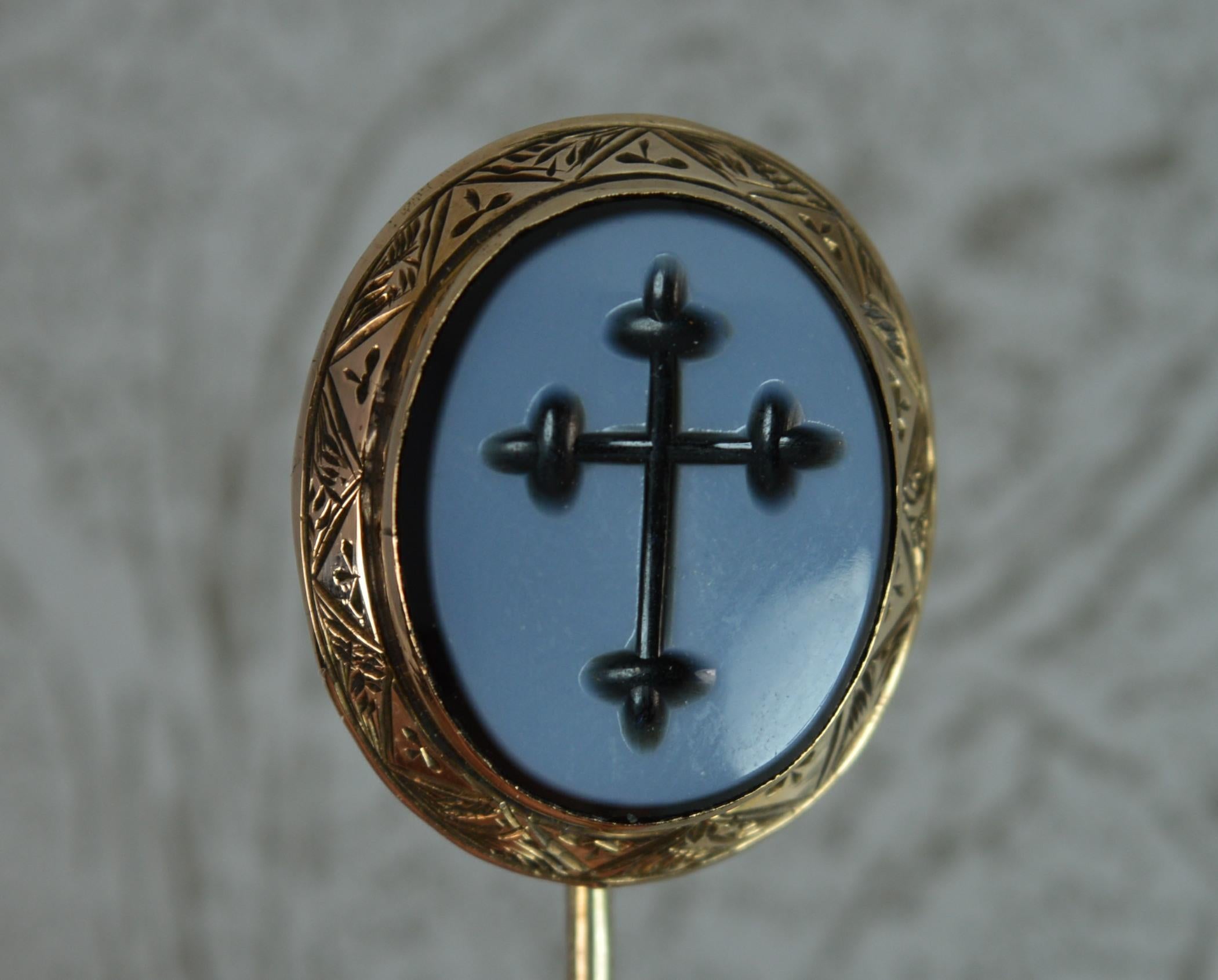 Rare Victorian Rose Gold and Sardonyx Cross Stick Tie Pin 1