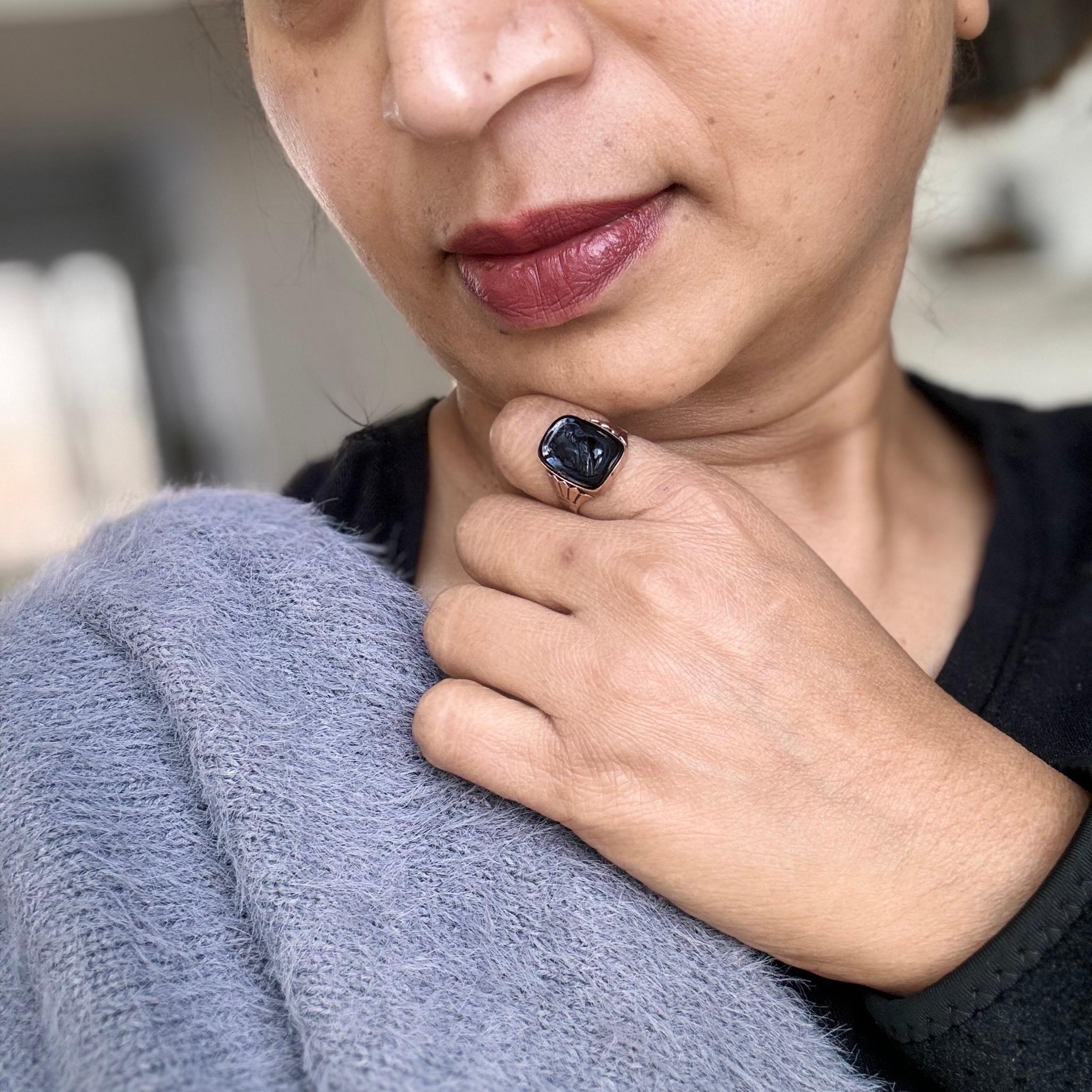 Rare Victorian Rose Gold Onyx Cameo Signet Ring  Size 8 For Sale 13