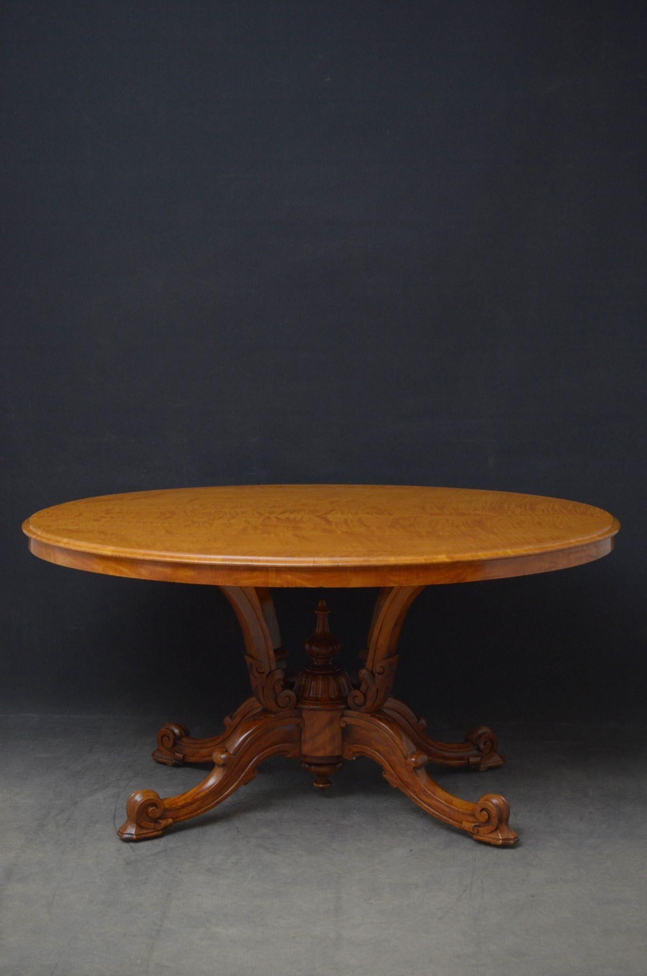 19th Century Rare Victorian Satinwood Centre Table / Dining Table For Sale