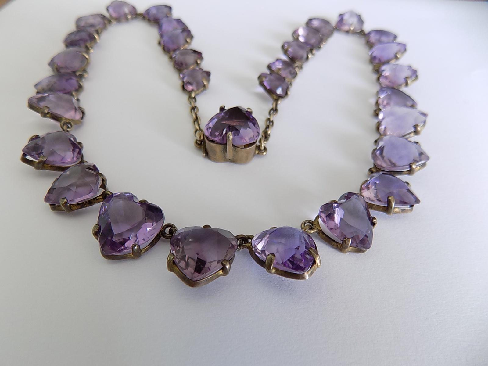 Rare Victorian Silver Gilt and Heart Shaped Amethyst Riviere Necklace In Good Condition In Boston, Lincolnshire