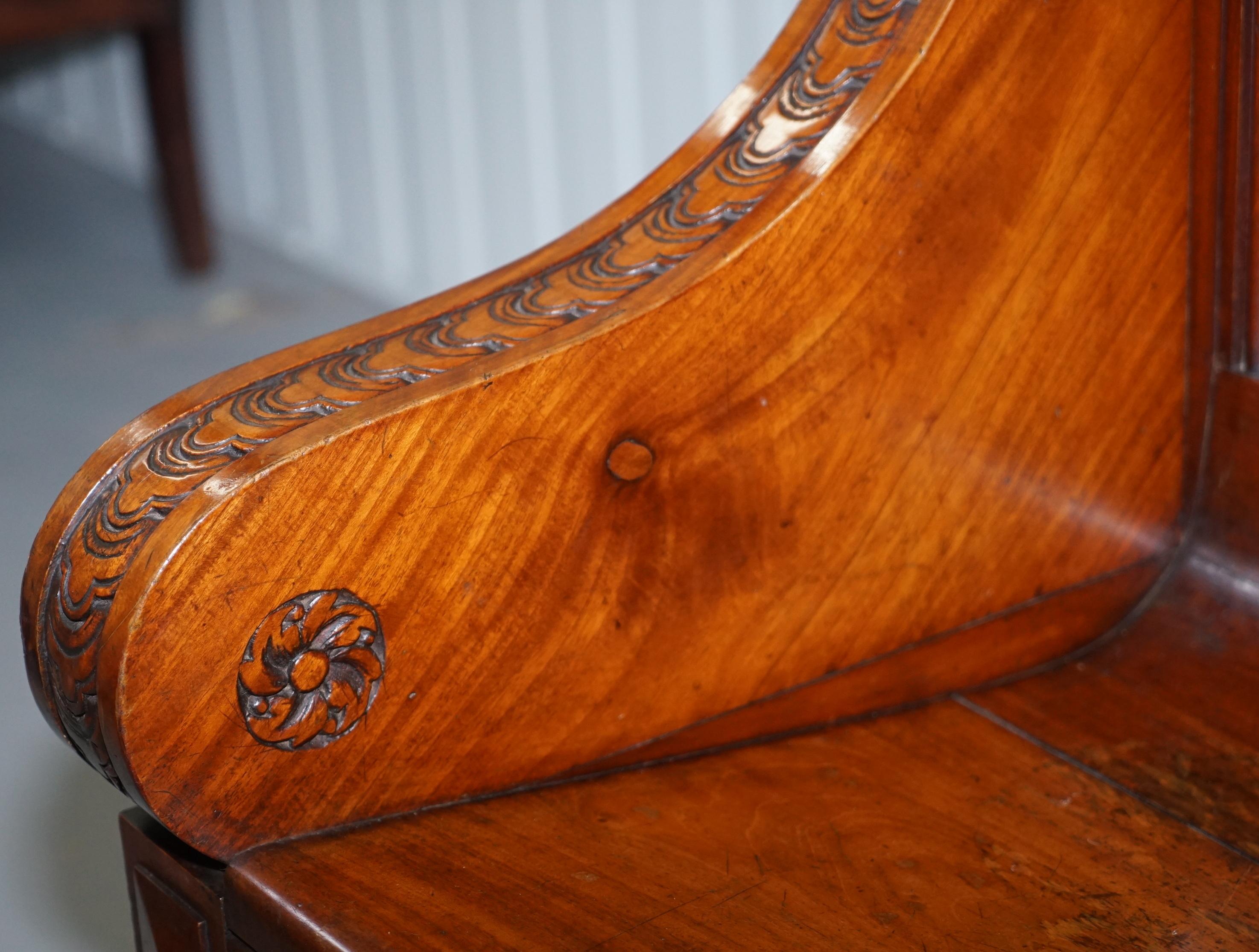 Rare Victorian Walnut Double Sided Museum Gallery Pew Bench Pugin Gothic Steeple For Sale 8