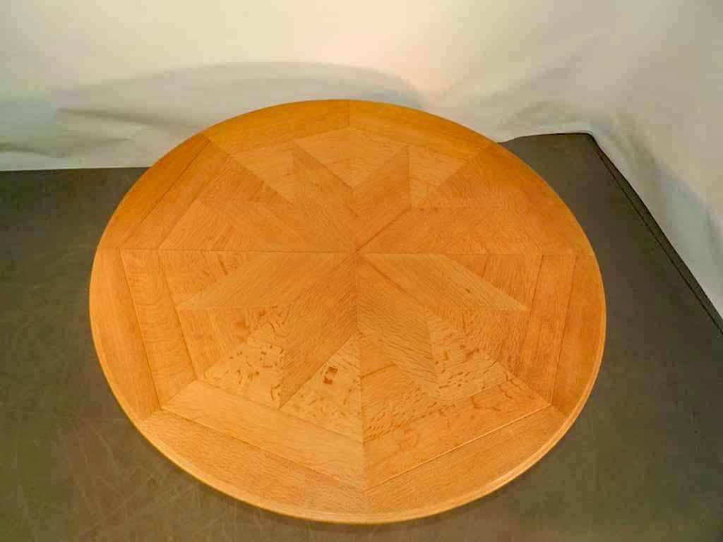 Milieu du XXe siècle Rare table modèle 