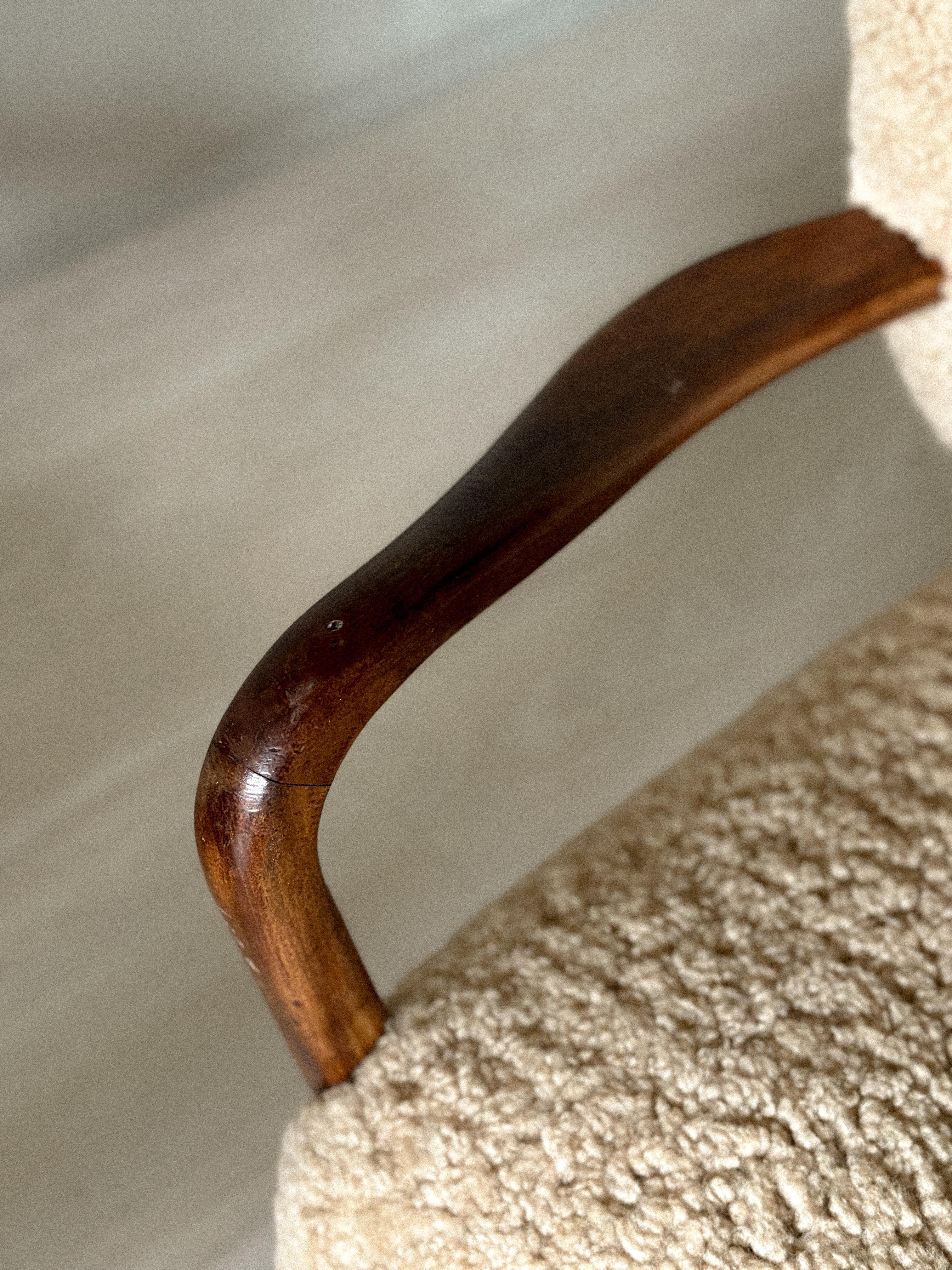 Rare Viggo Boesen Armchairs in Shearling, Produced by Hos Wulff, Denmark 1930 For Sale 4