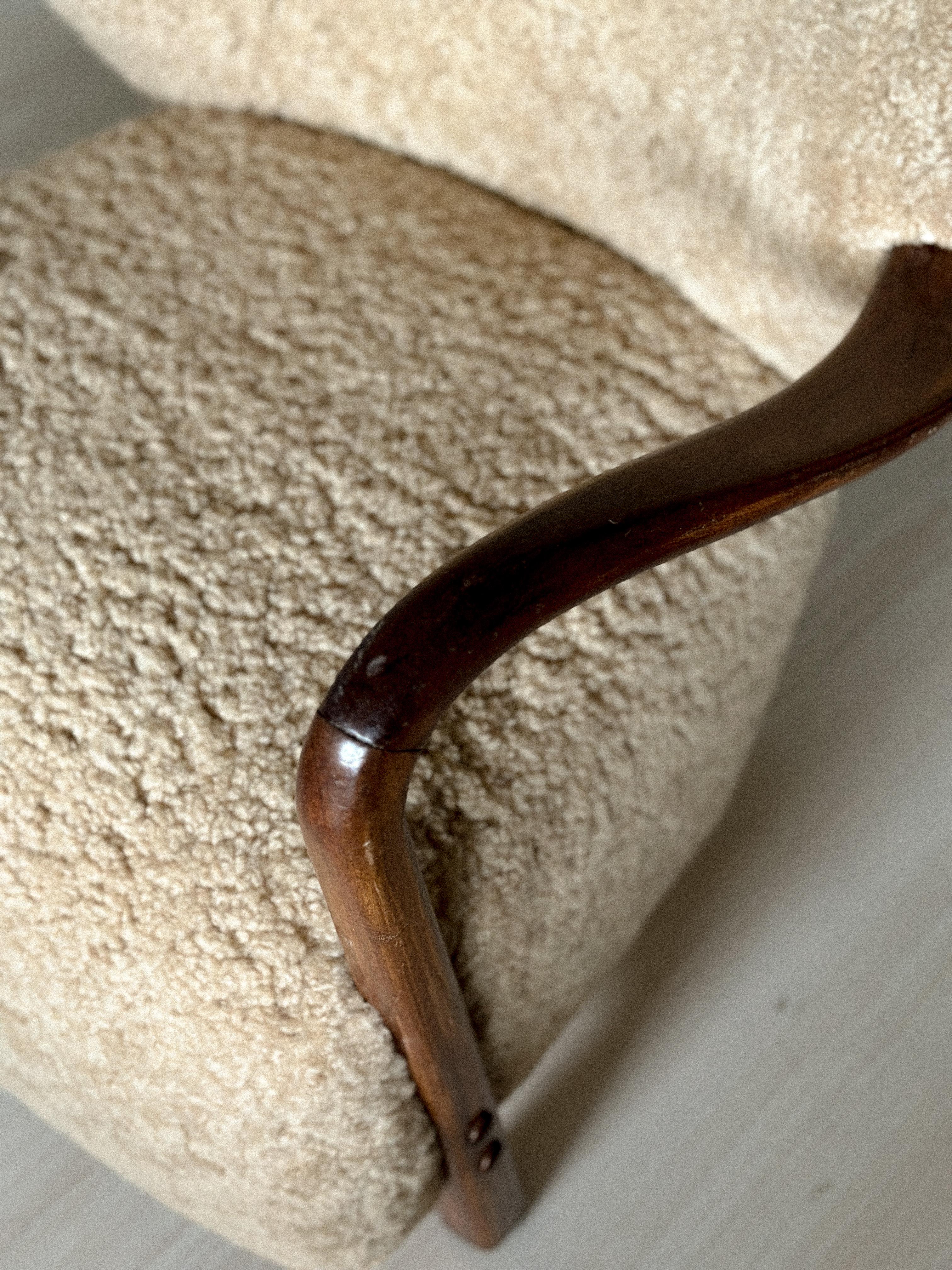 Rare Viggo Boesen Armchairs in Shearling, Produced by Hos Wulff, Denmark 1930 For Sale 5