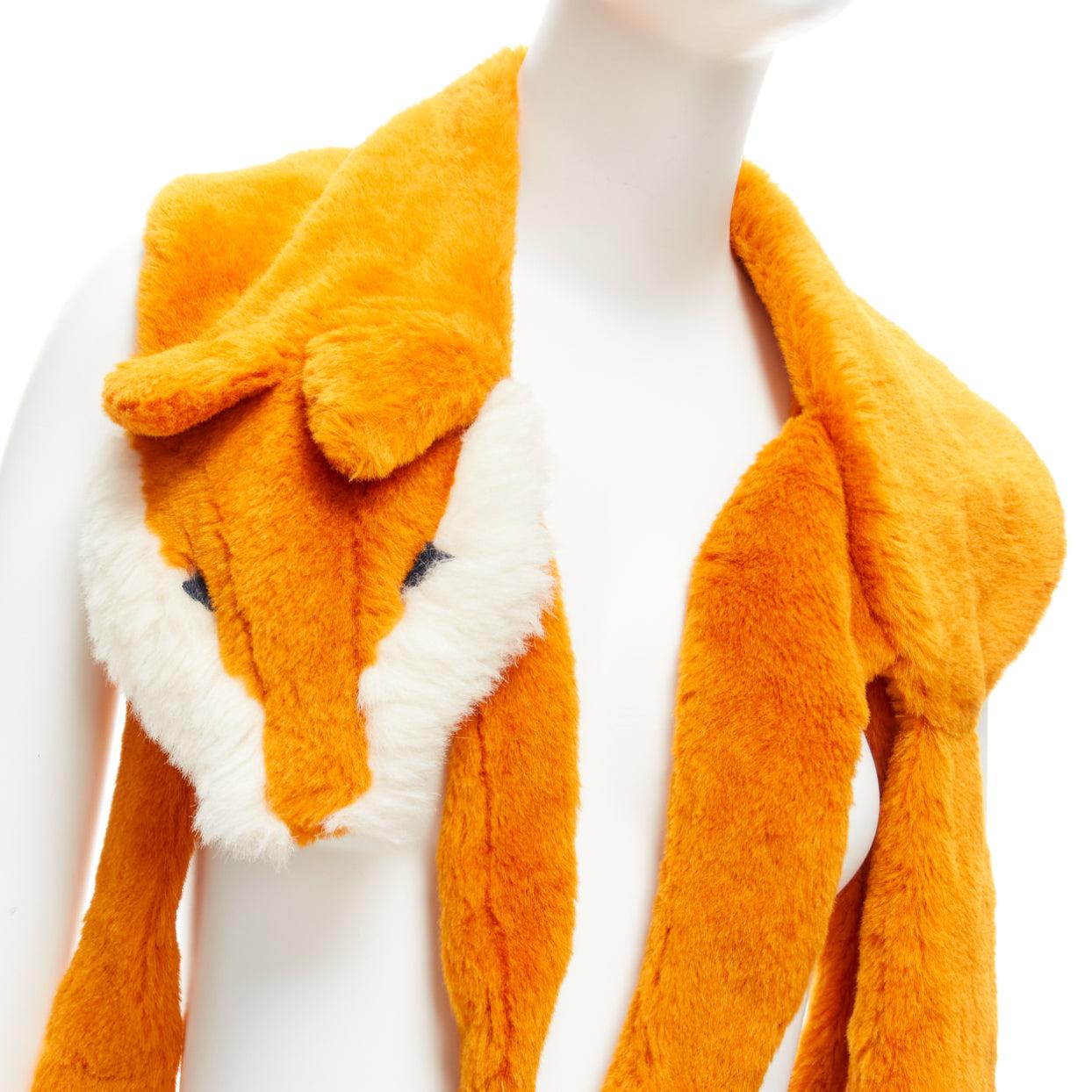 rare VIKA GAZINSKAYA orange alpaca mohair stuffed toy fox scarf
Reference: BSHW/A00078
Brand: Vika Gazinskaya
Collection: Runway
Material: Alpaca, Mohair
Color: Orange, White
Pattern: Solid
Lining: Orange Fabric
Made in: