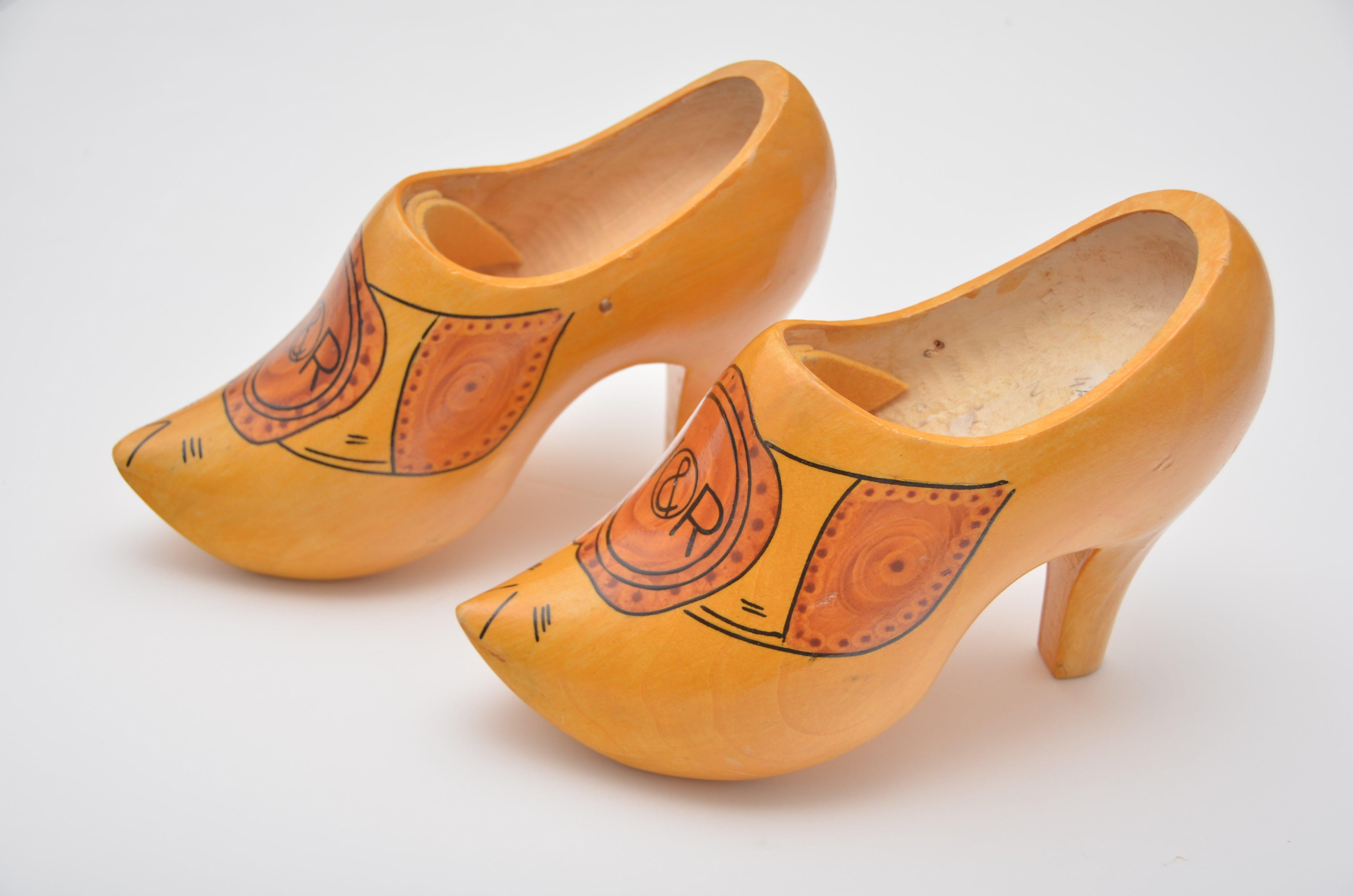Brown Rare Viktor & Rolf Runway 2007 Giant  Shoes For Sale