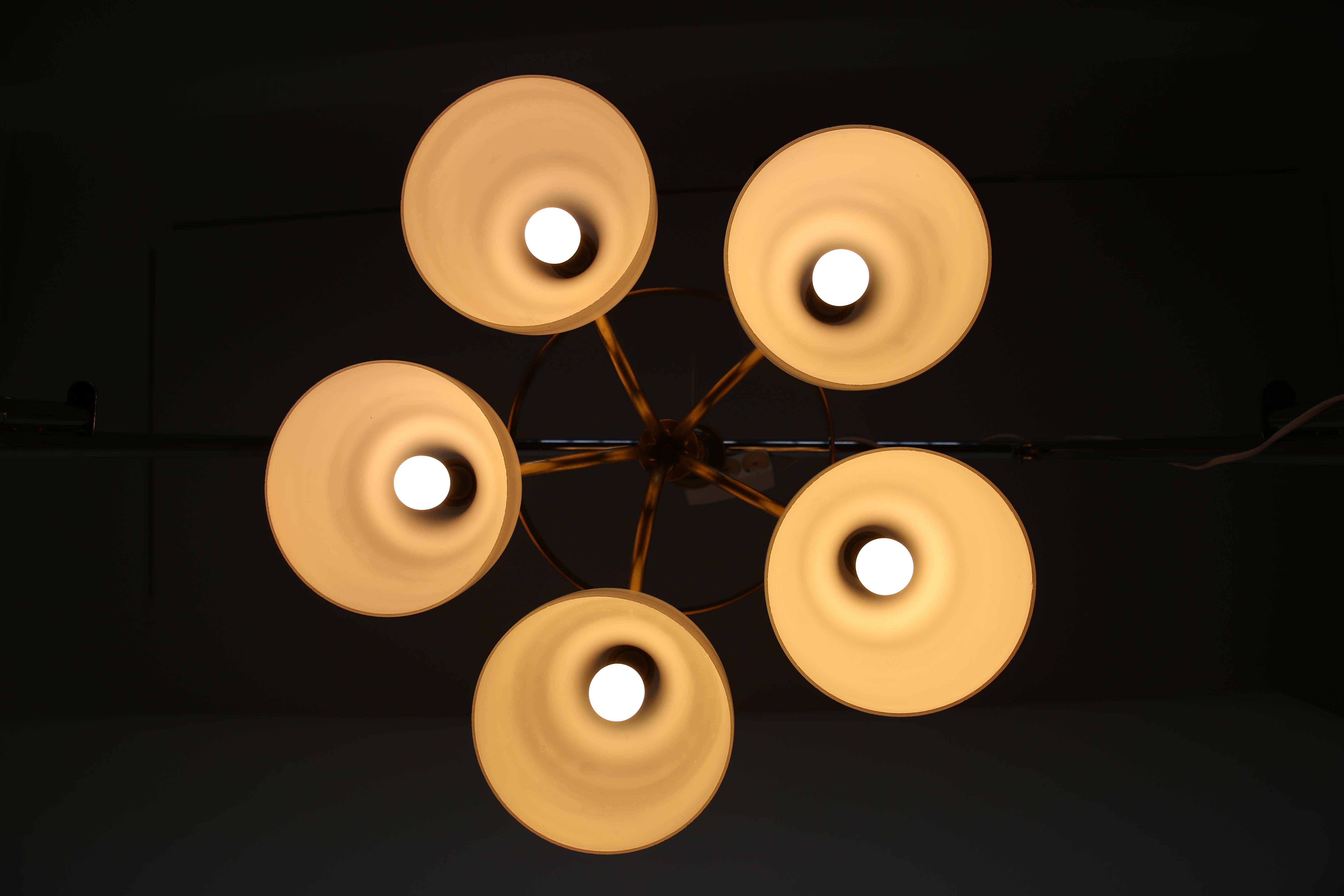 XX secolo Raro lampadario di Vilhelm Lauritzen, 1946 in vendita